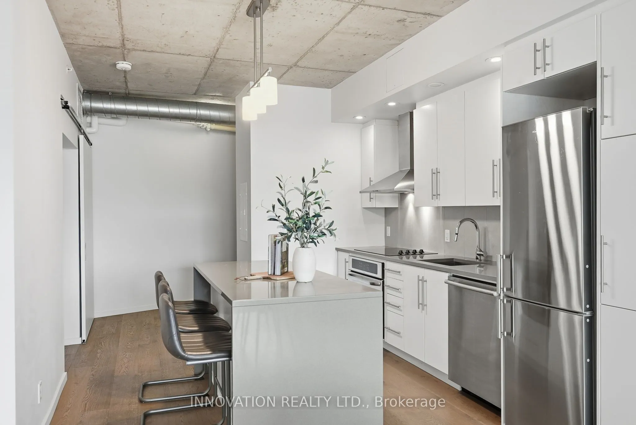 1000 Wellington Street W, #410