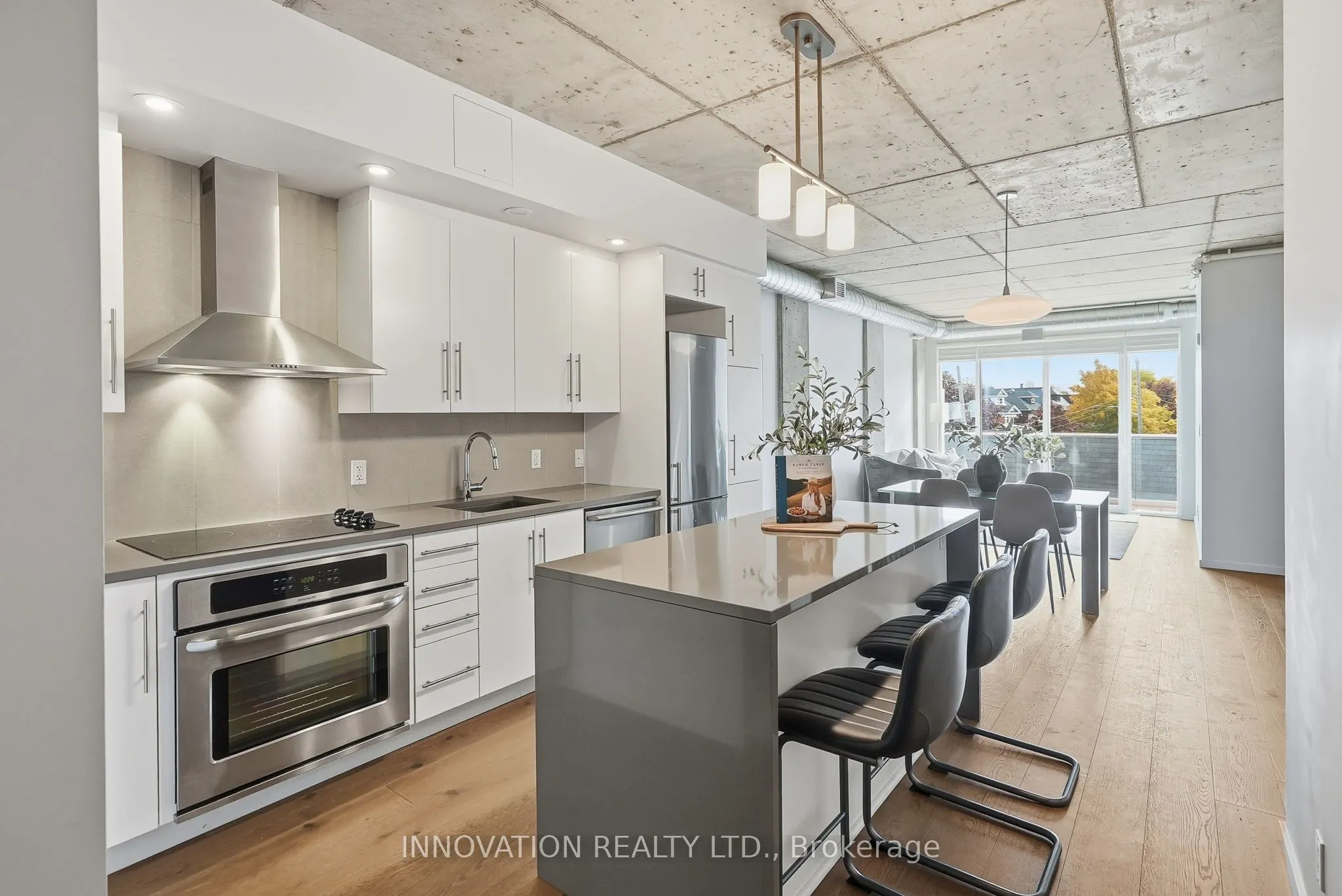 1000 Wellington Street W, #410