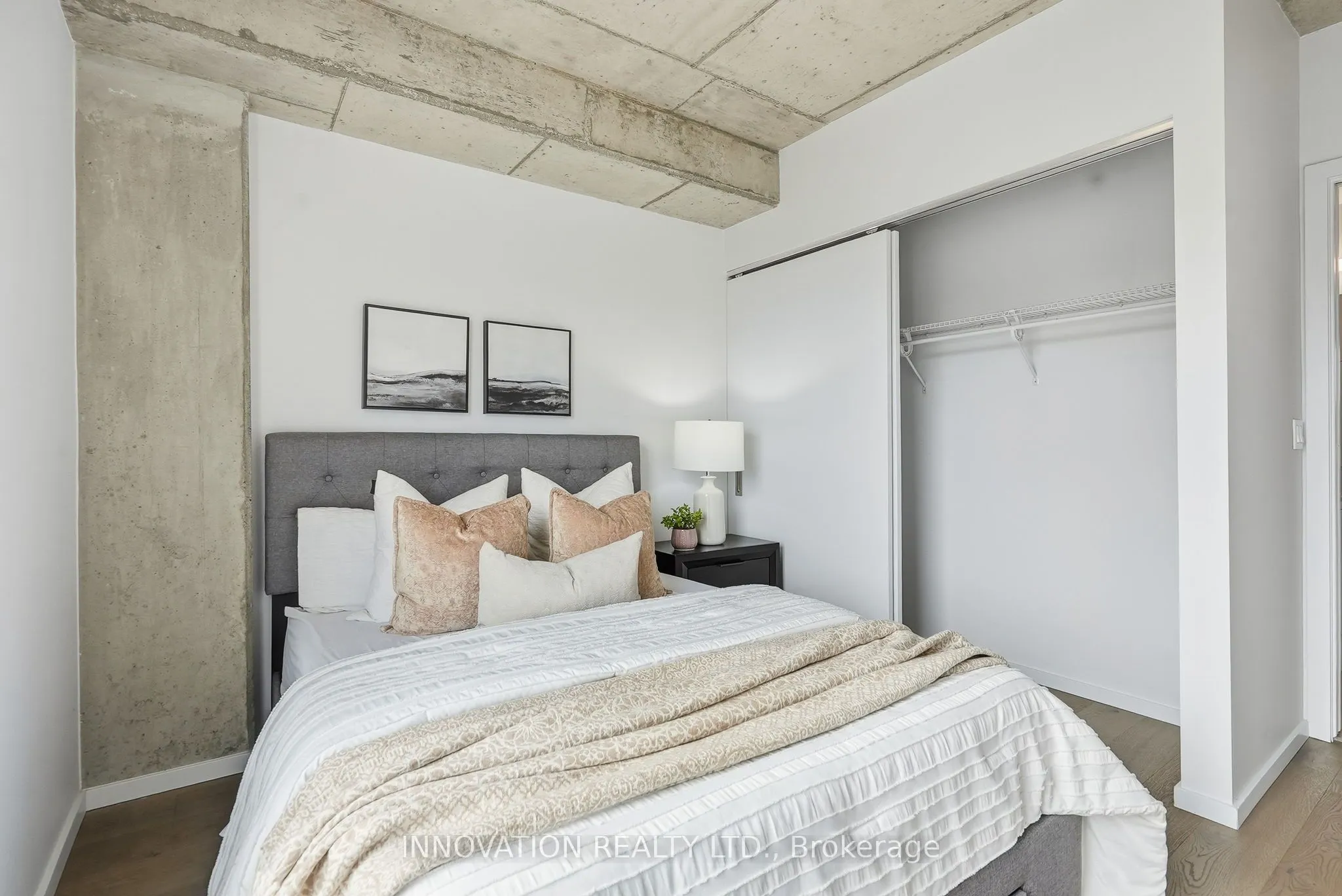 1000 Wellington Street W, #410