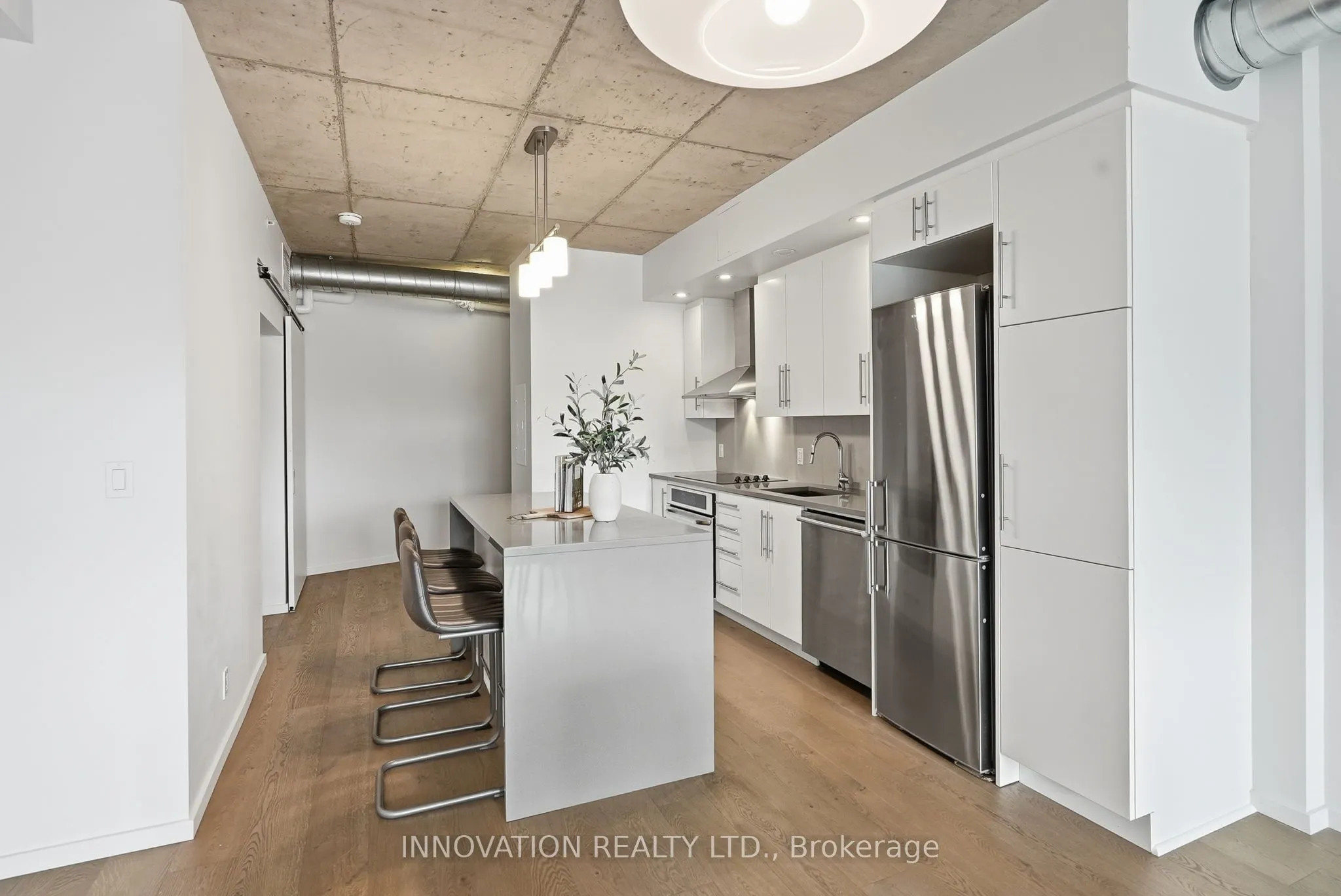 1000 Wellington Street W, #410