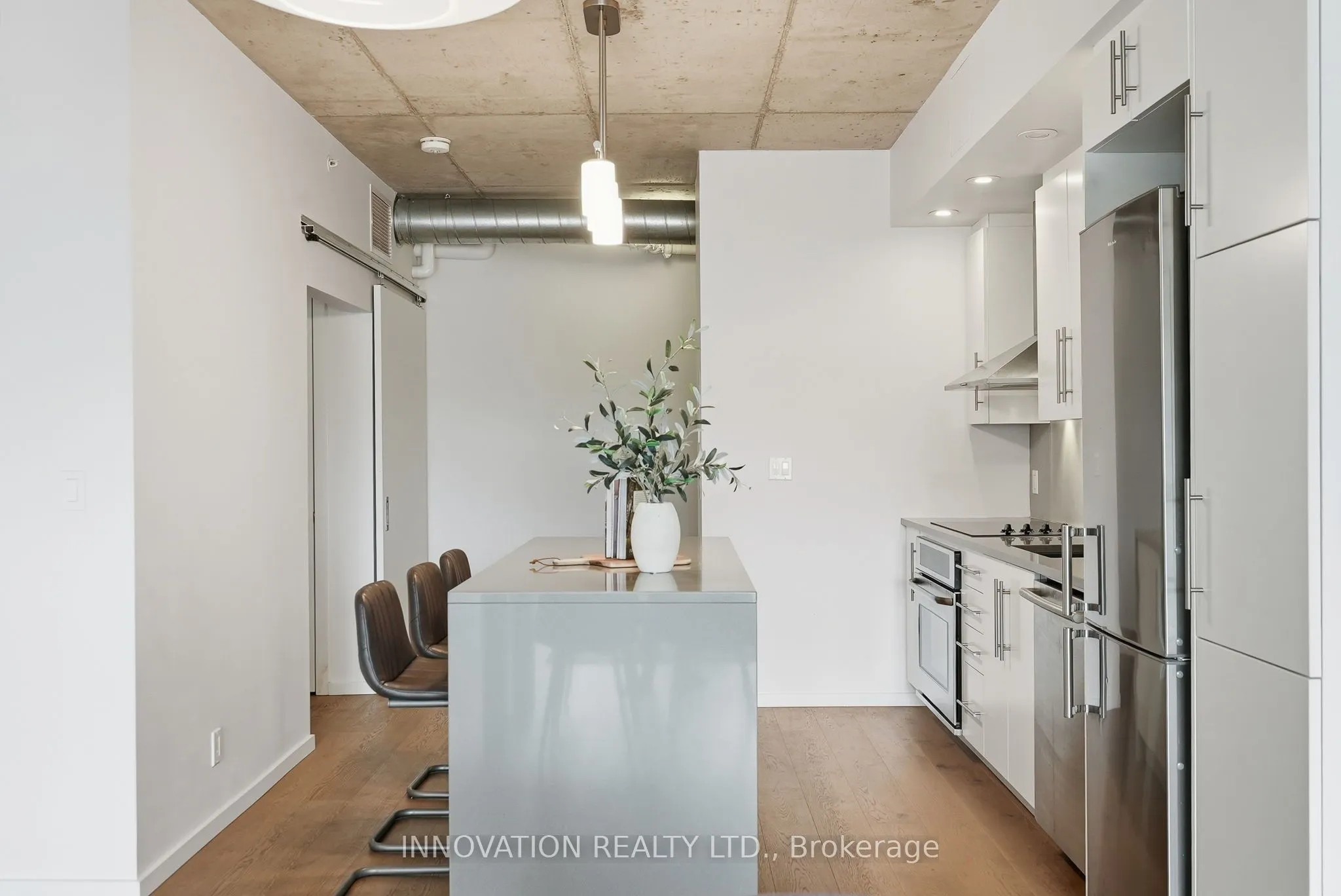 1000 Wellington Street W, #410