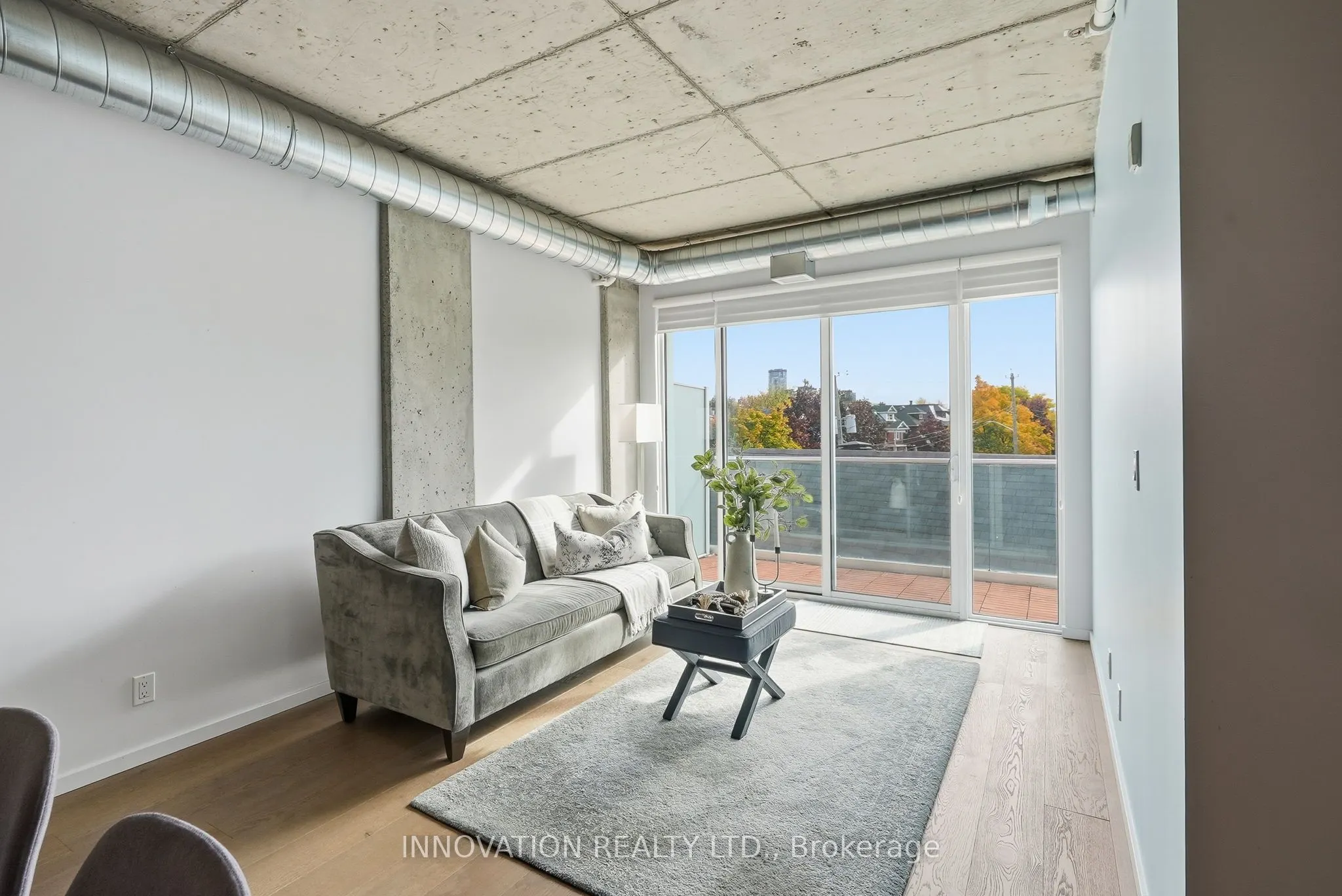 1000 Wellington Street W, #410