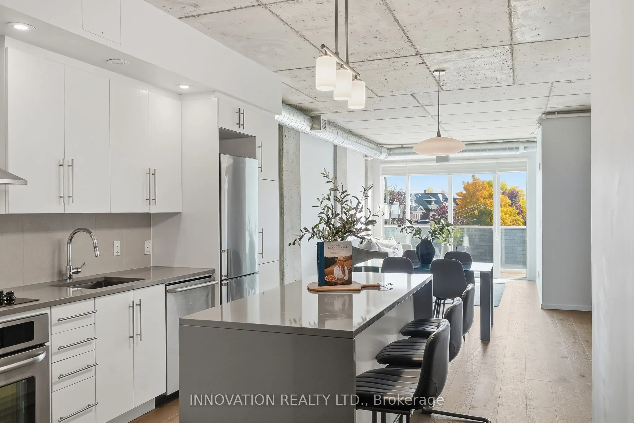 1000 Wellington Street W, #410