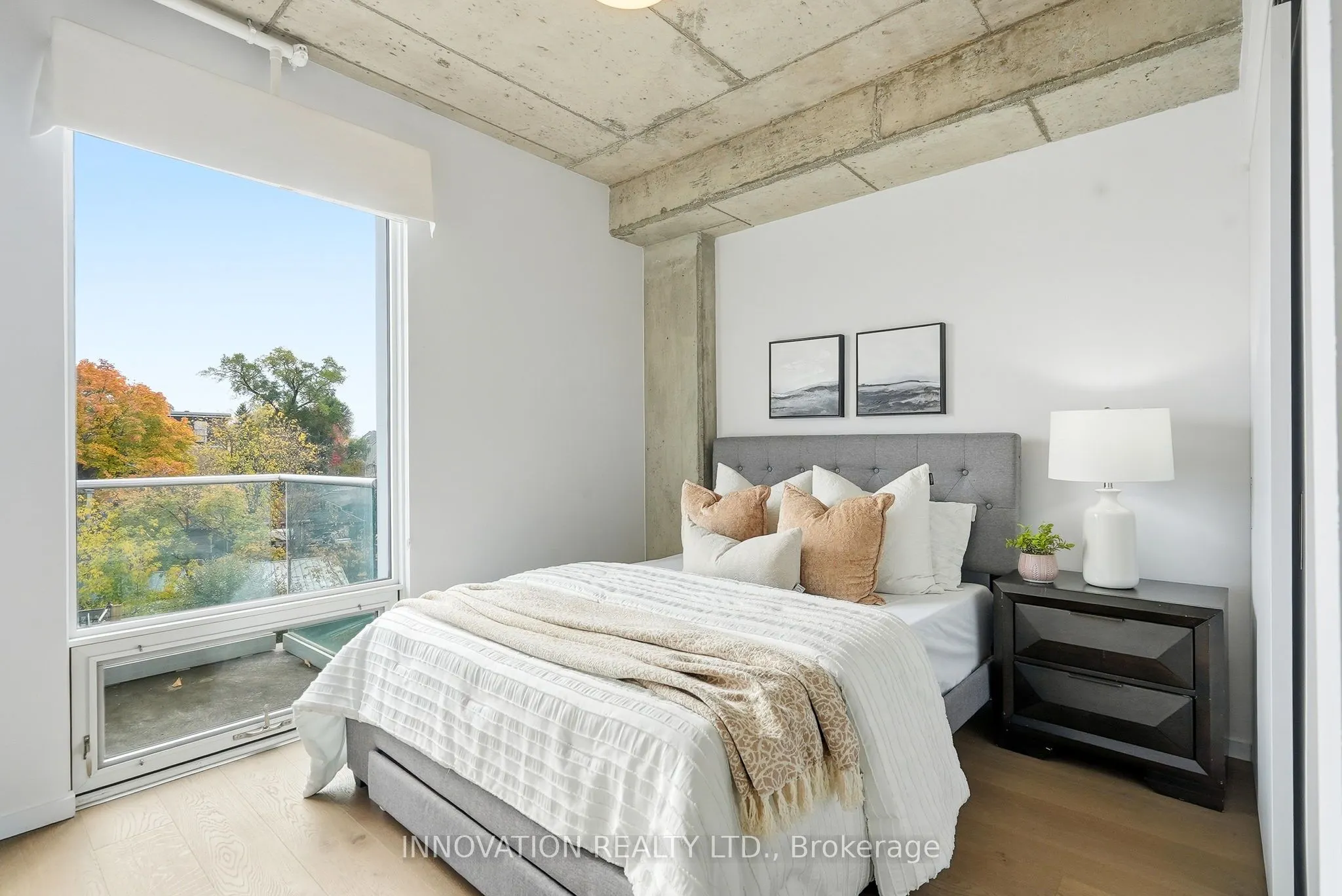 1000 Wellington Street W, #410