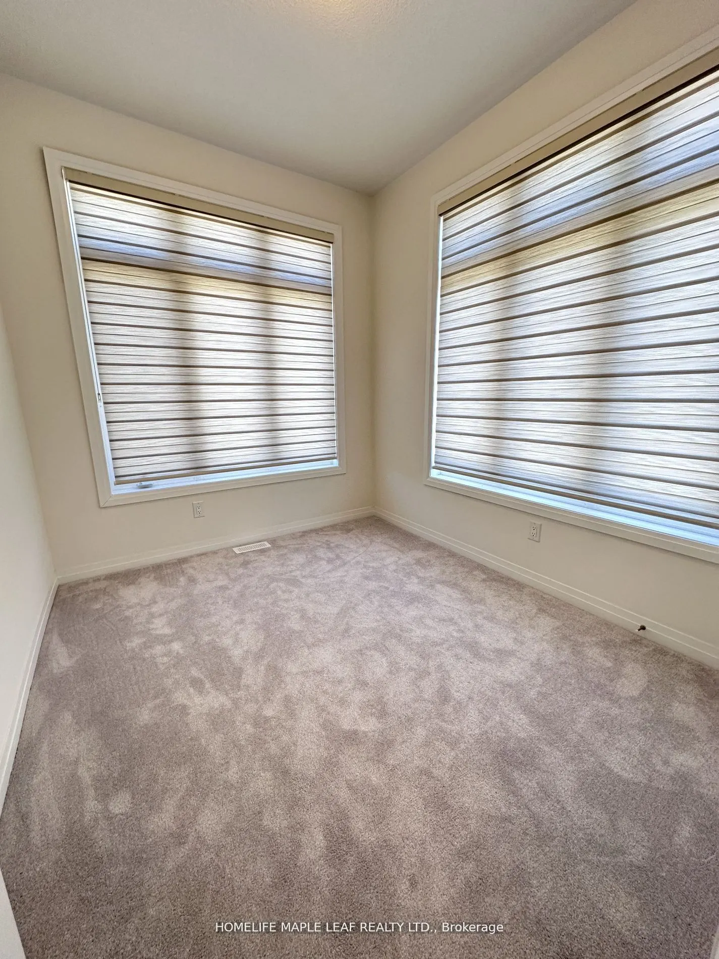 585 Colbourne Street E, #201