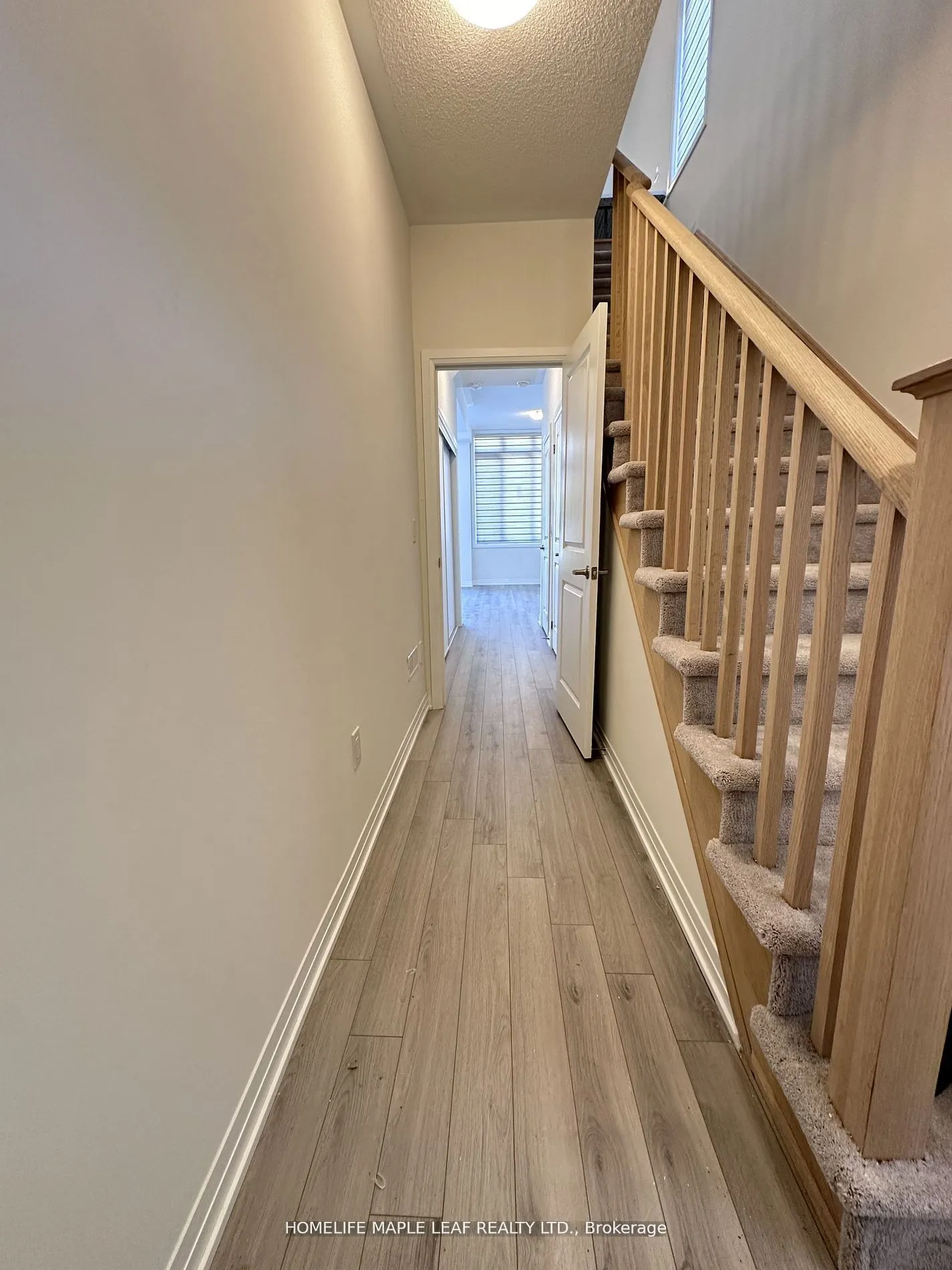 585 Colbourne Street E, #201