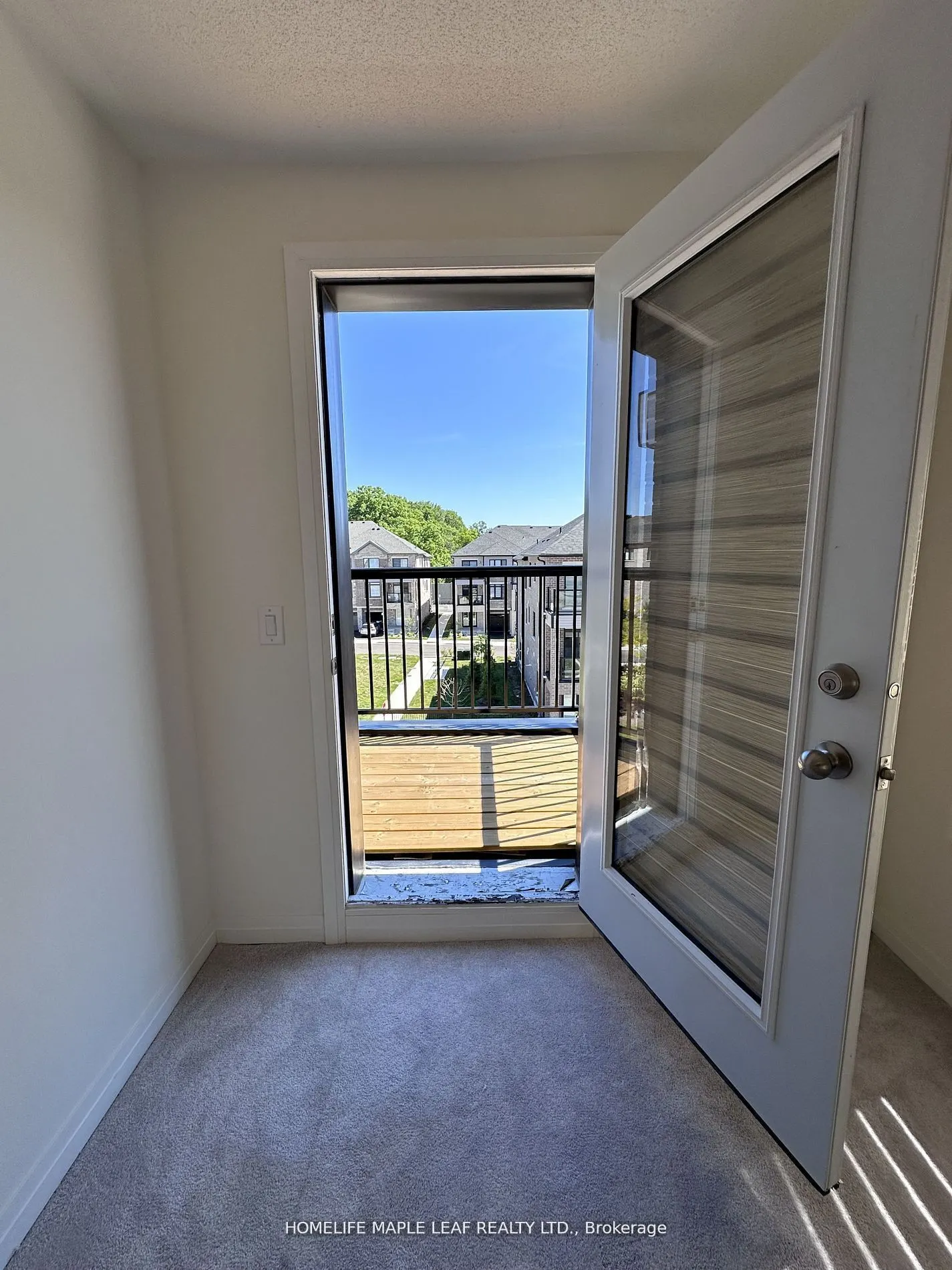 585 Colbourne Street E, #201