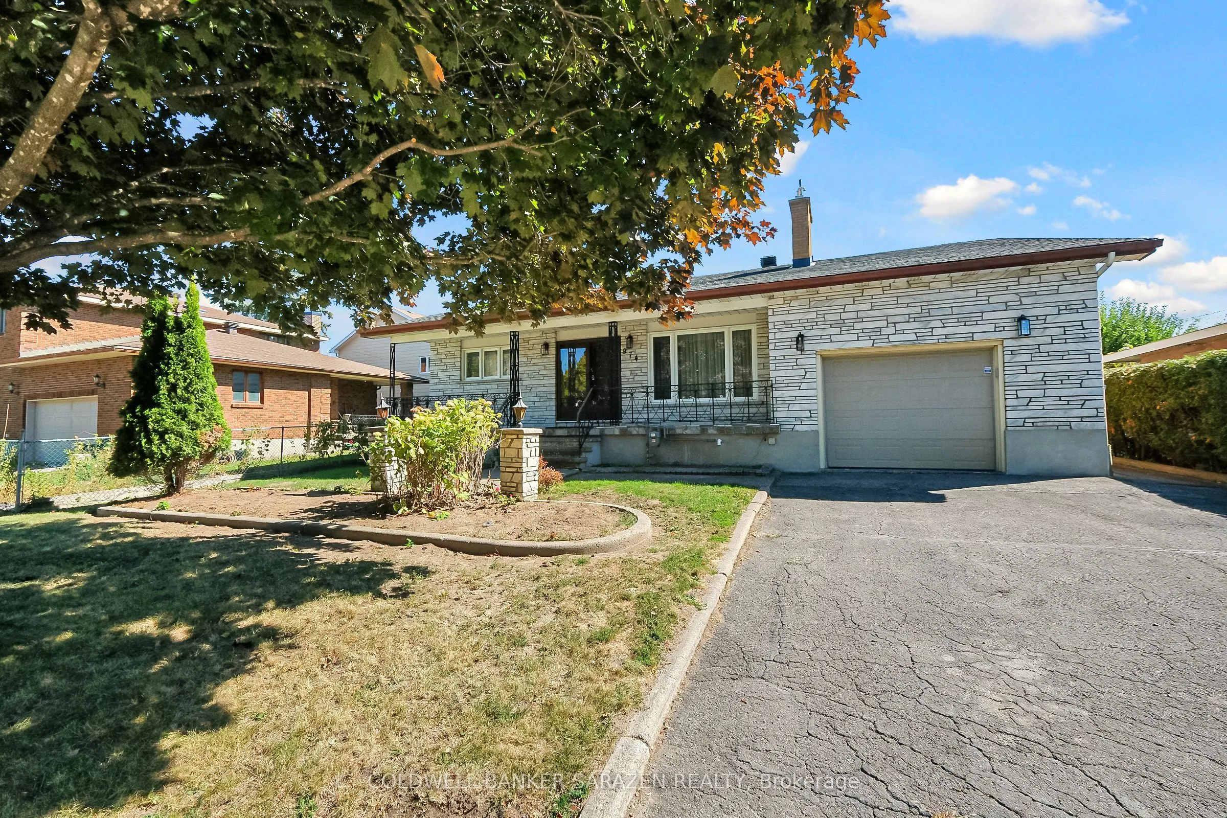 974 Greenbriar Avenue