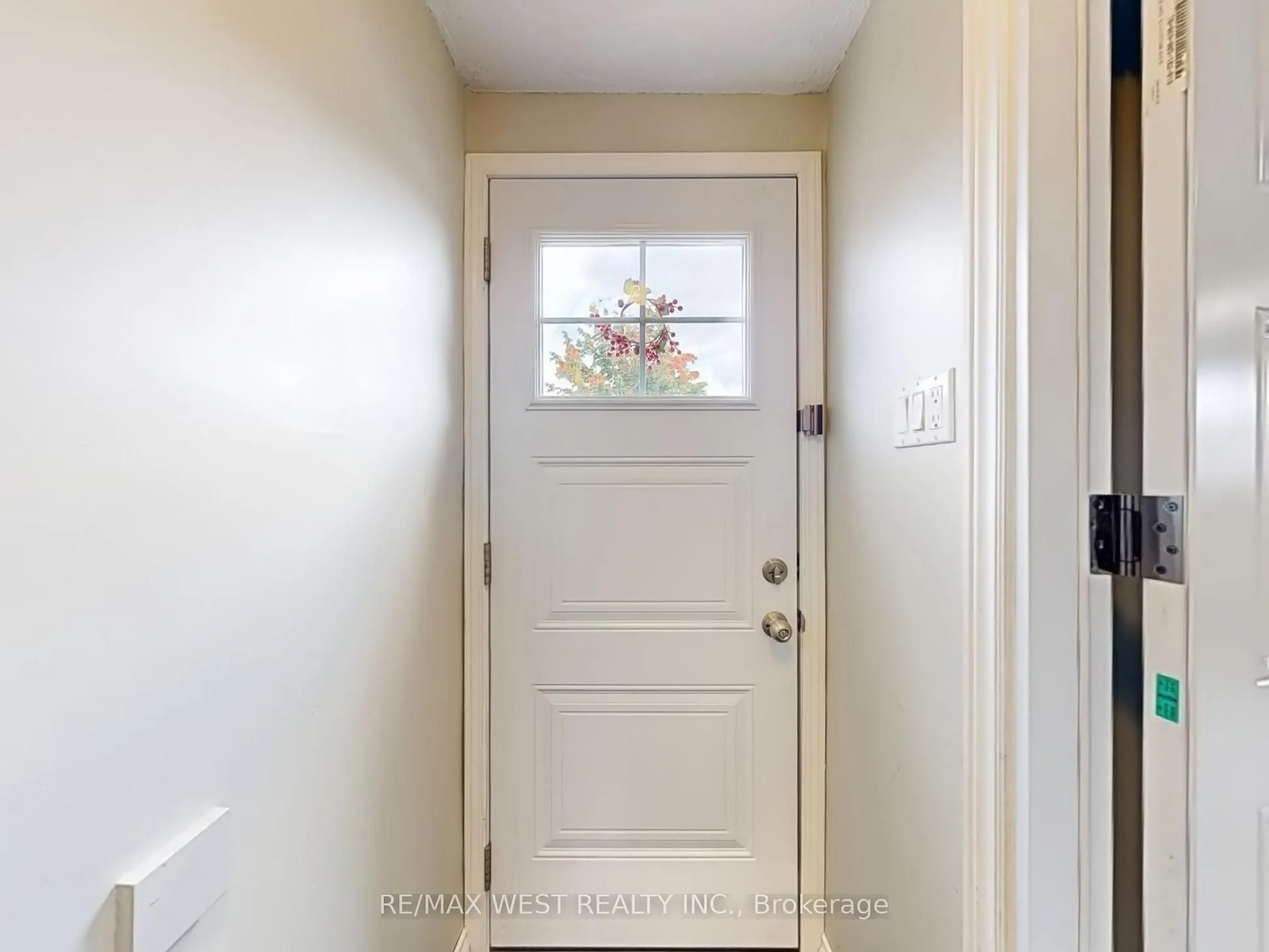 187 Broken Oak Crescent