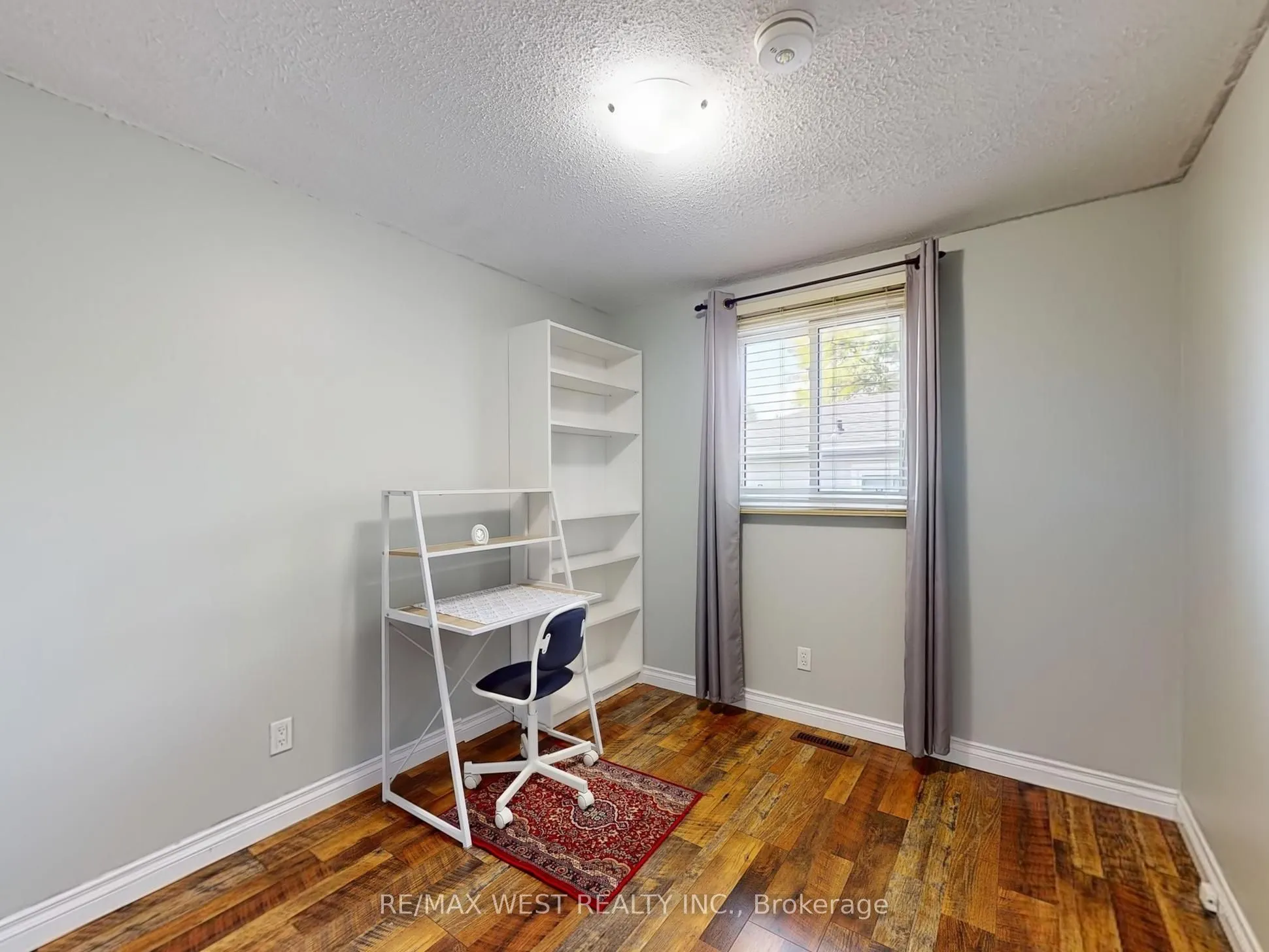 187 Broken Oak Crescent