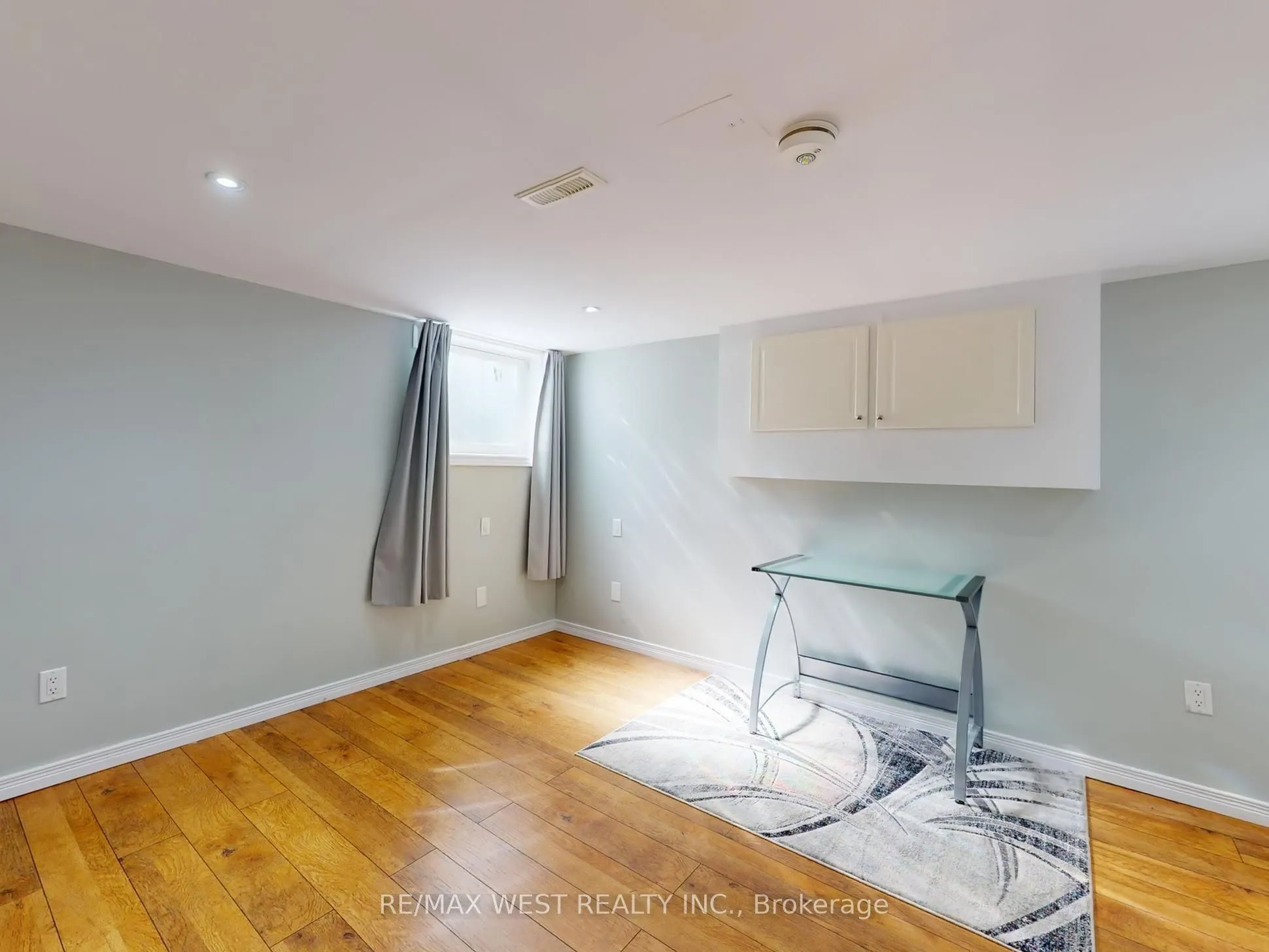 187 Broken Oak Crescent