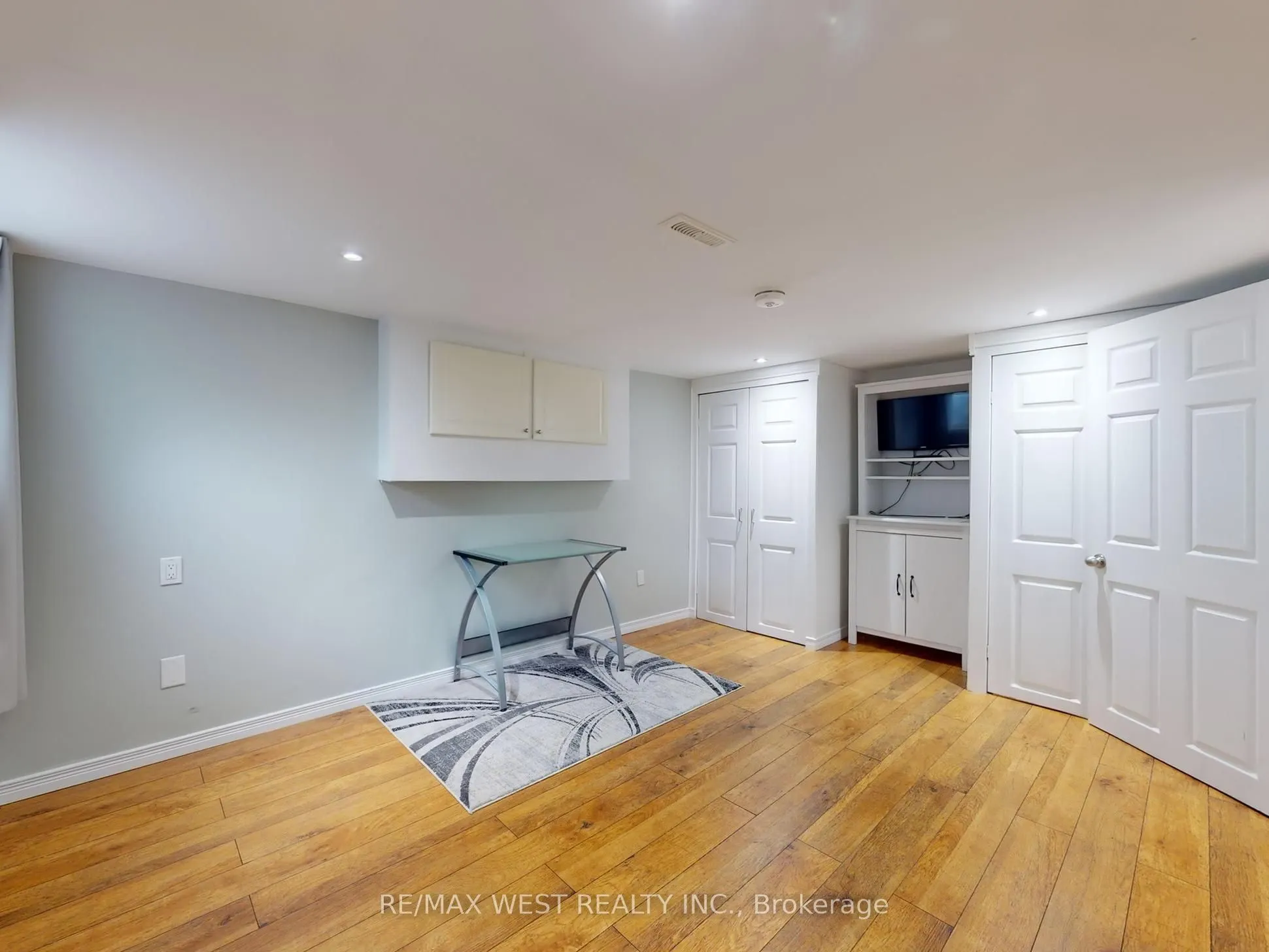 187 Broken Oak Crescent