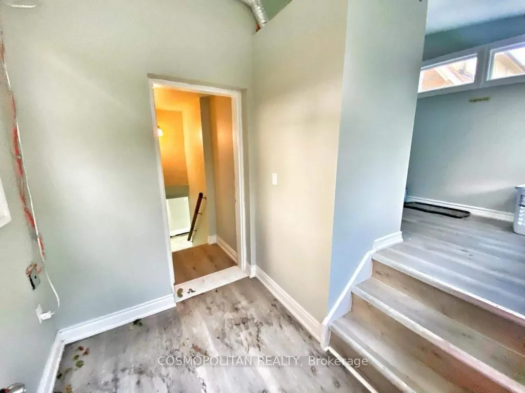 6954 Lundys Lane, #Lower