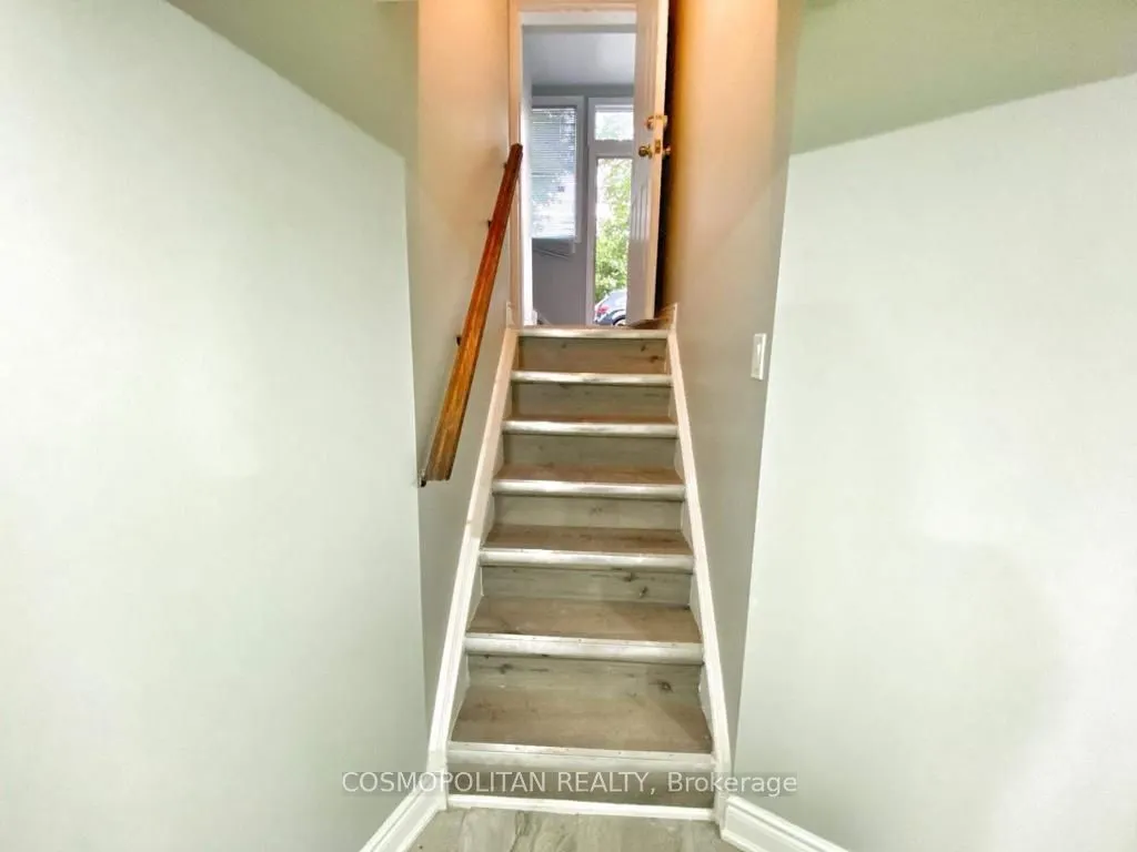 6954 Lundys Lane, #Lower