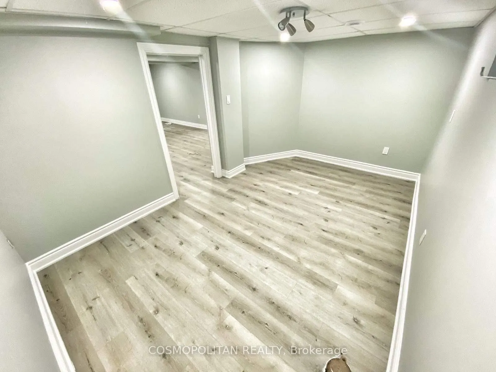 6954 Lundys Lane, #Lower