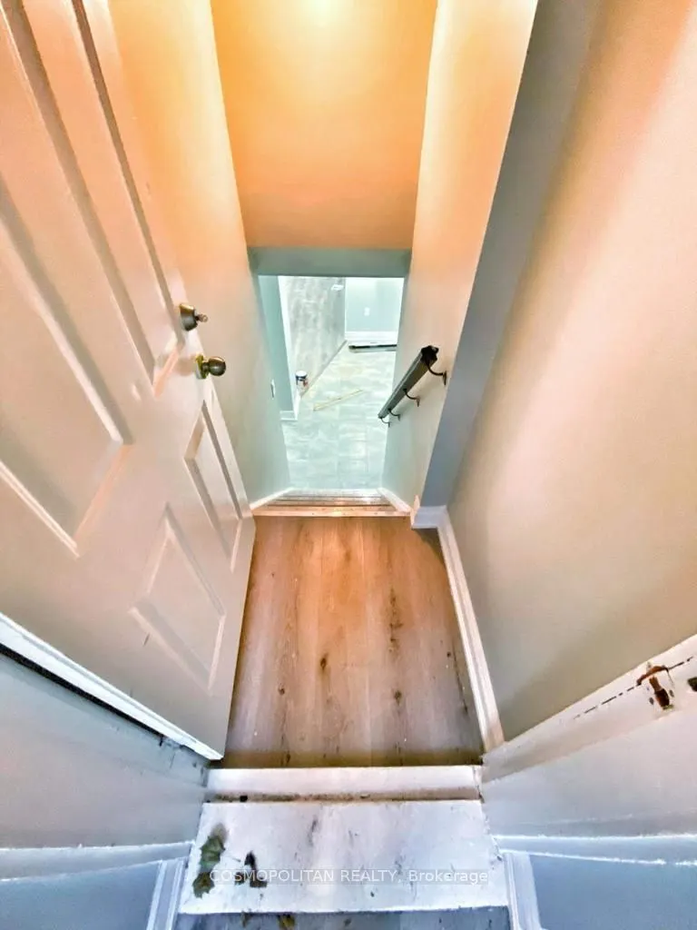 6954 Lundys Lane, #Lower