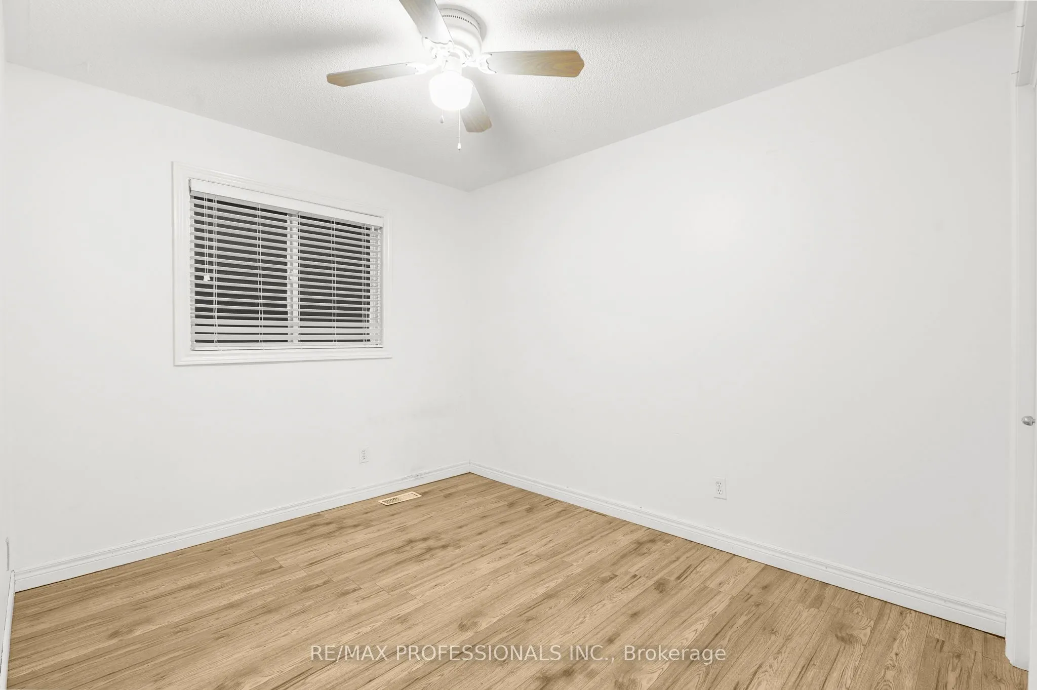 384 Limeridge Road E, #17