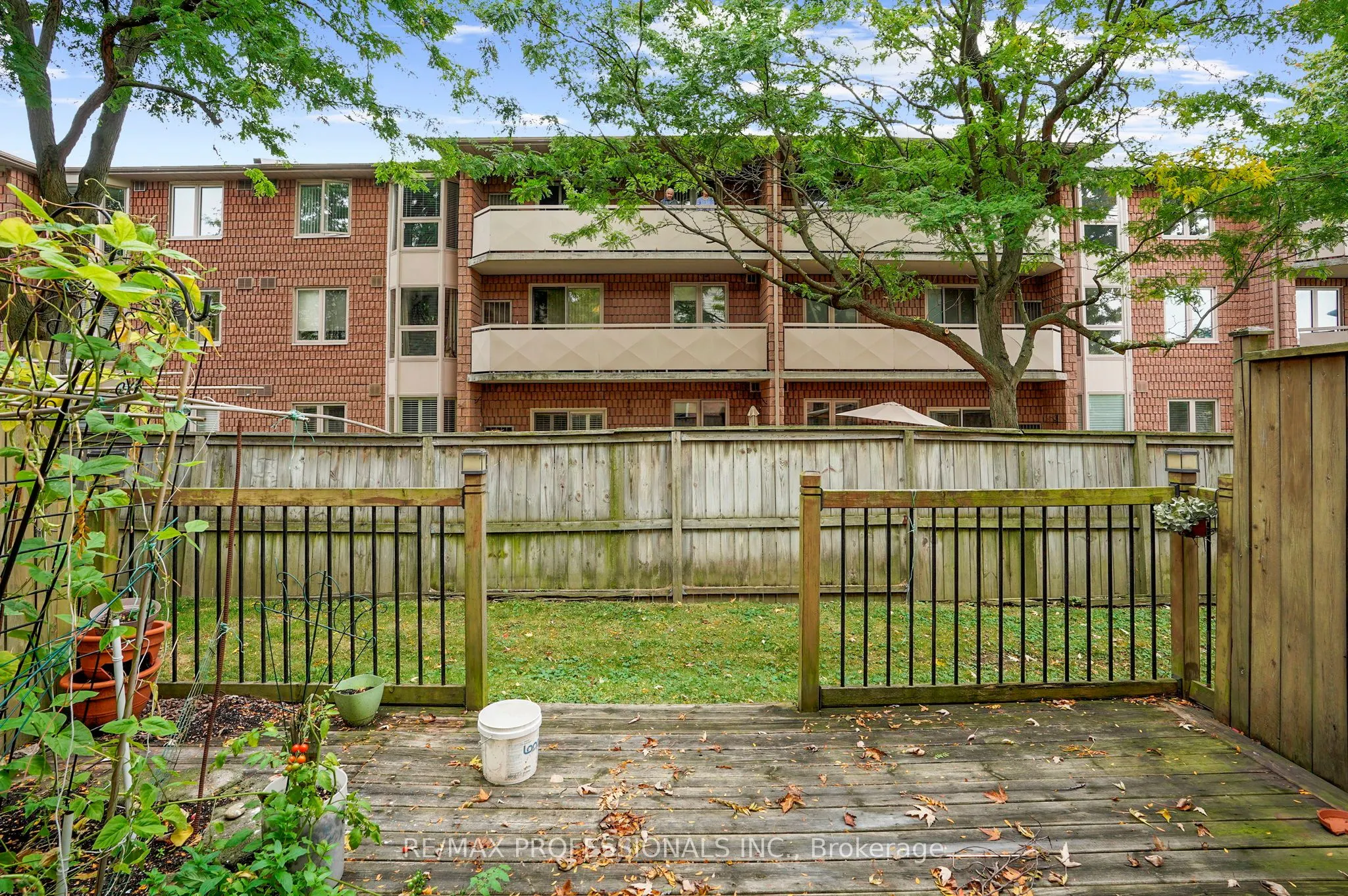 384 Limeridge Road E, #17