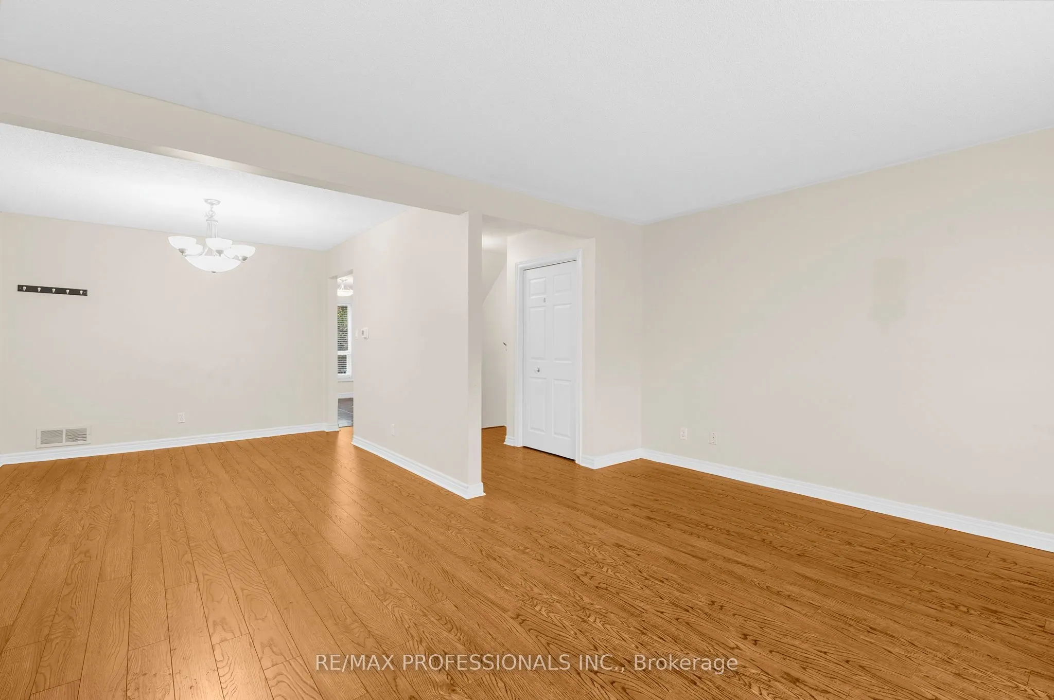 384 Limeridge Road E, #17