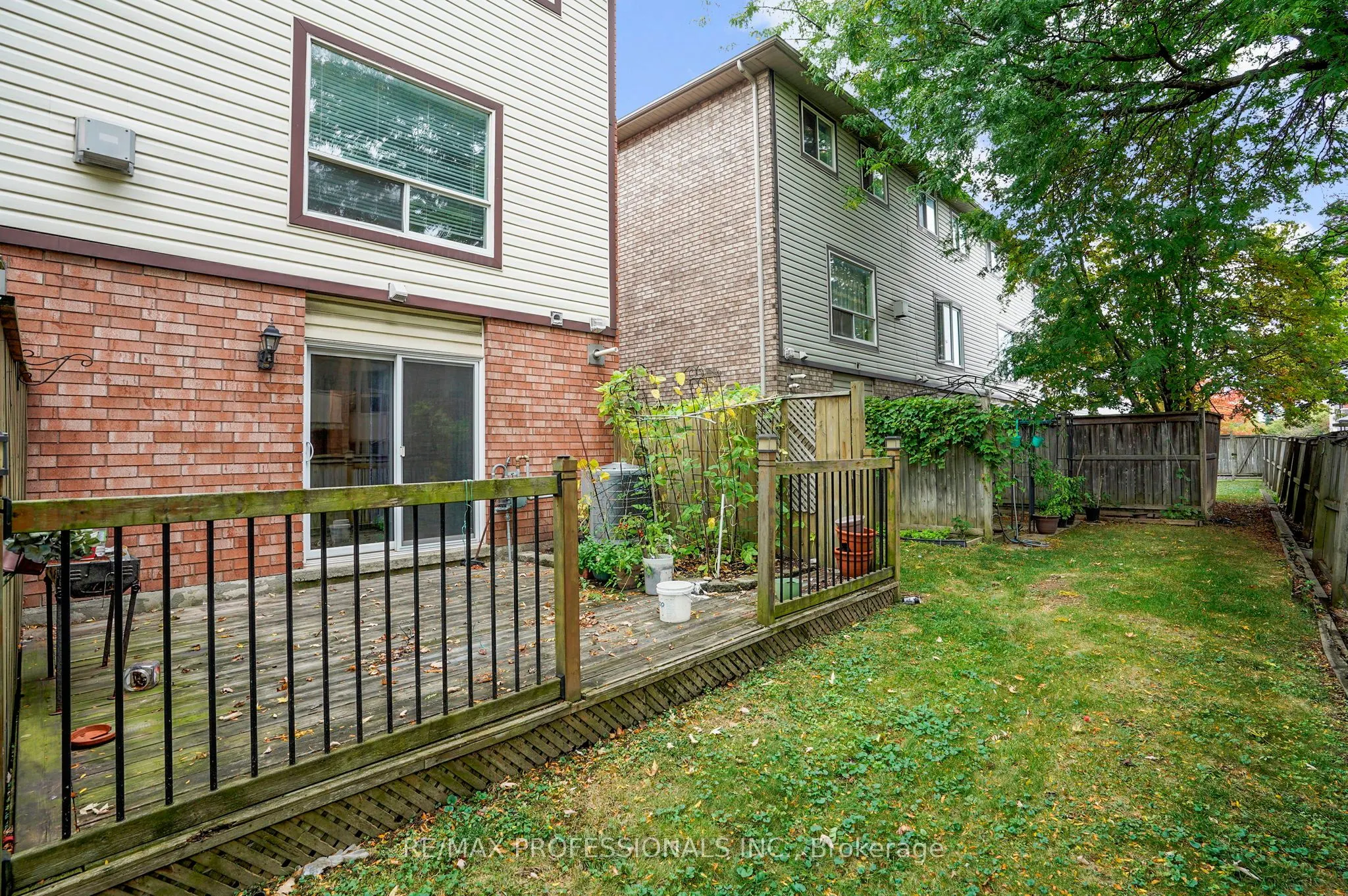 384 Limeridge Road E, #17