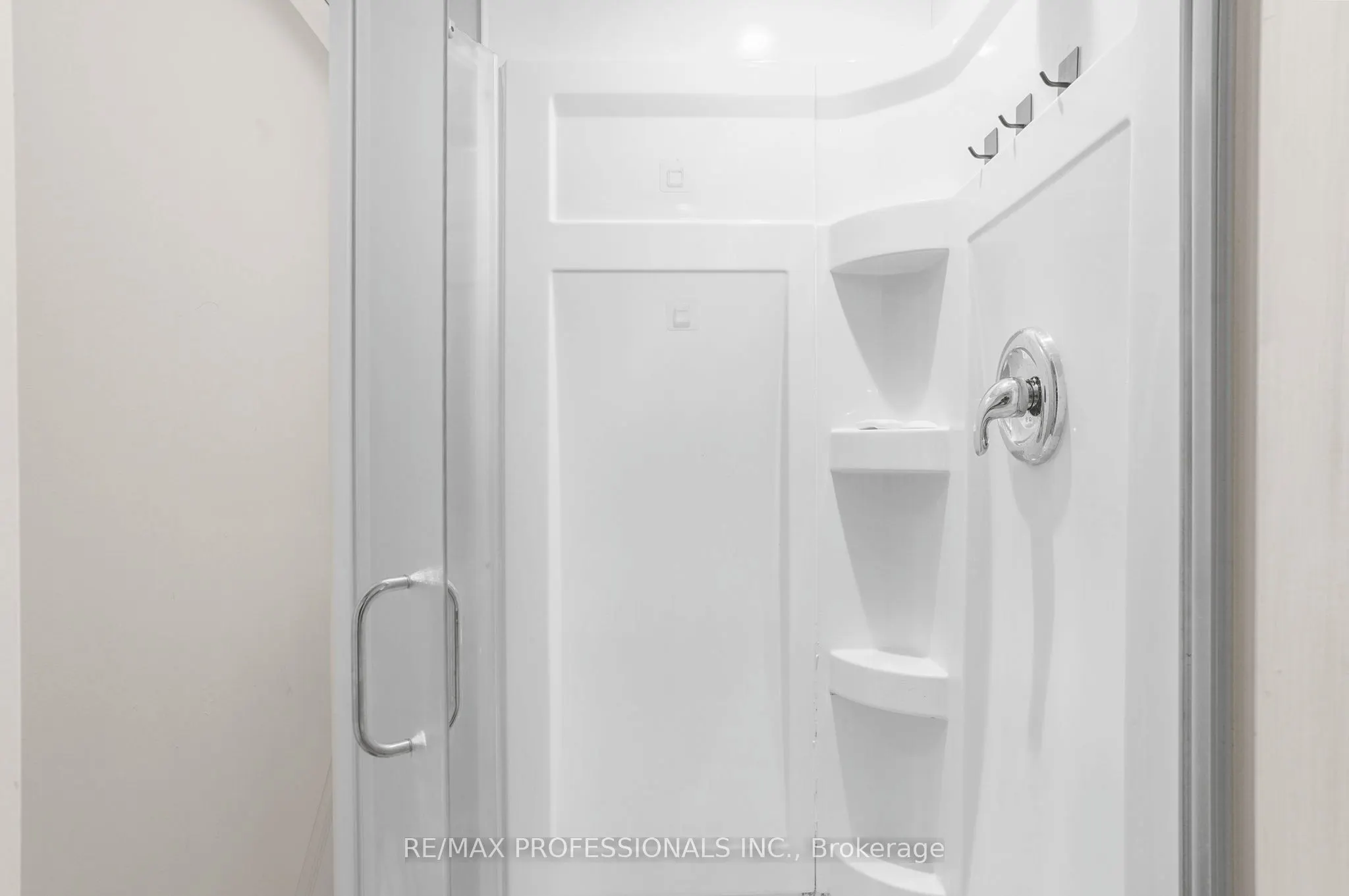 384 Limeridge Road E, #17