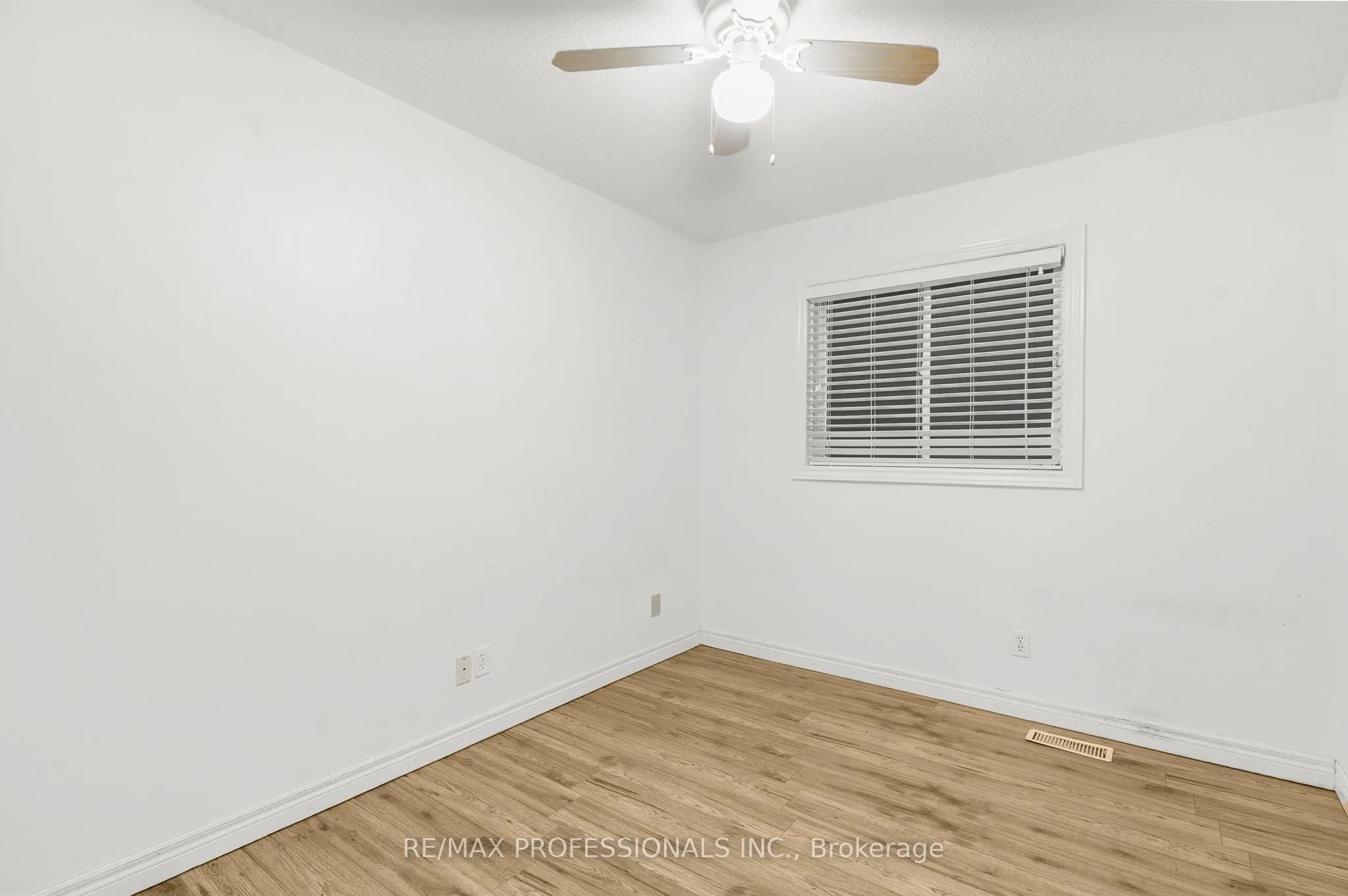 384 Limeridge Road E, #17