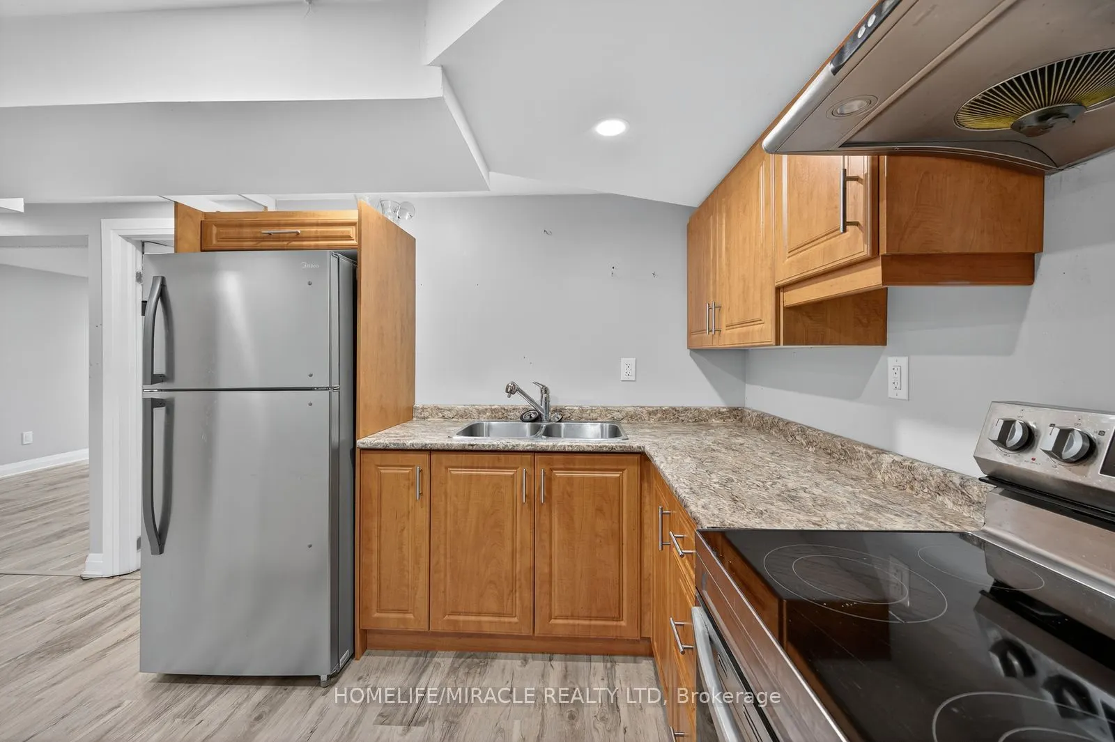 764 Upper Ottawa Street