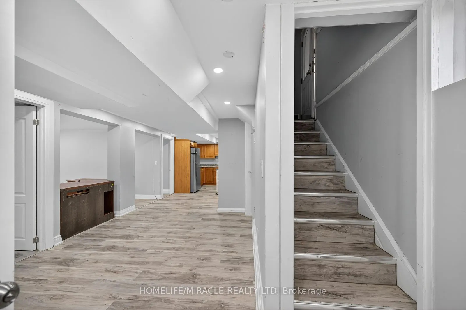 764 Upper Ottawa Street