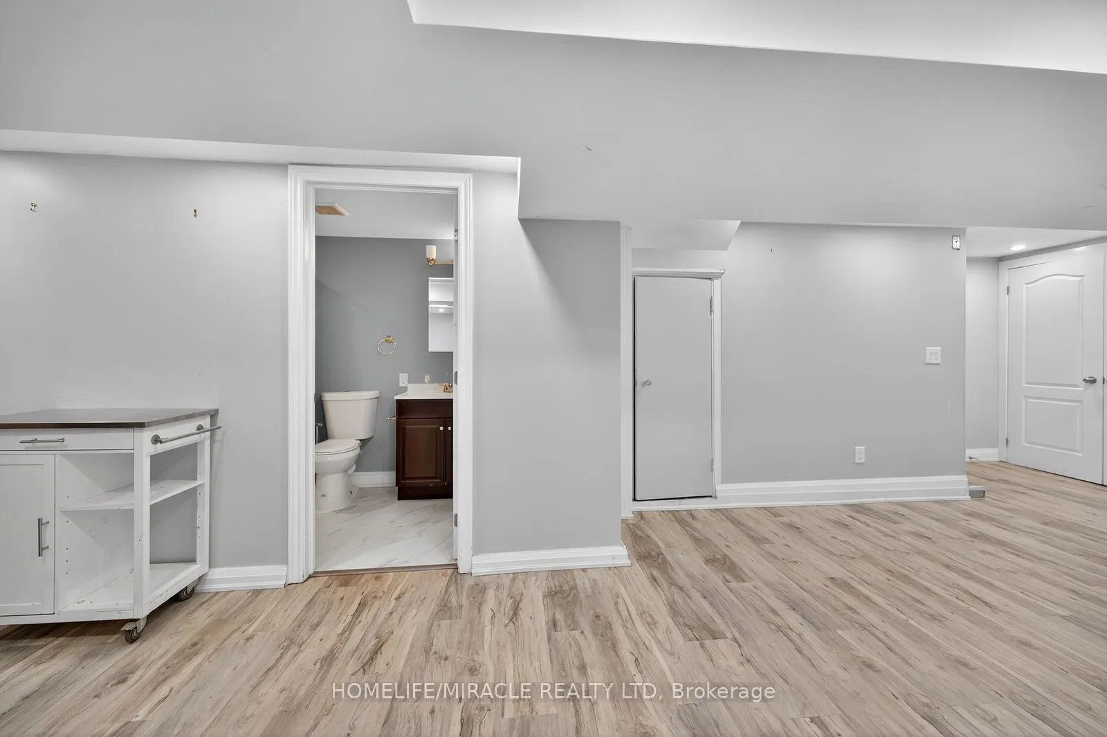 764 Upper Ottawa Street