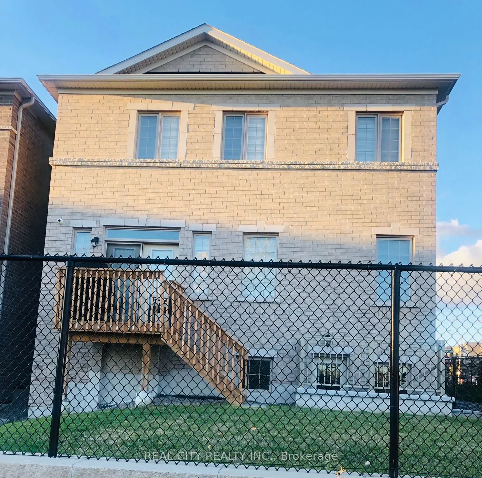 56 Bloomfield Crescent