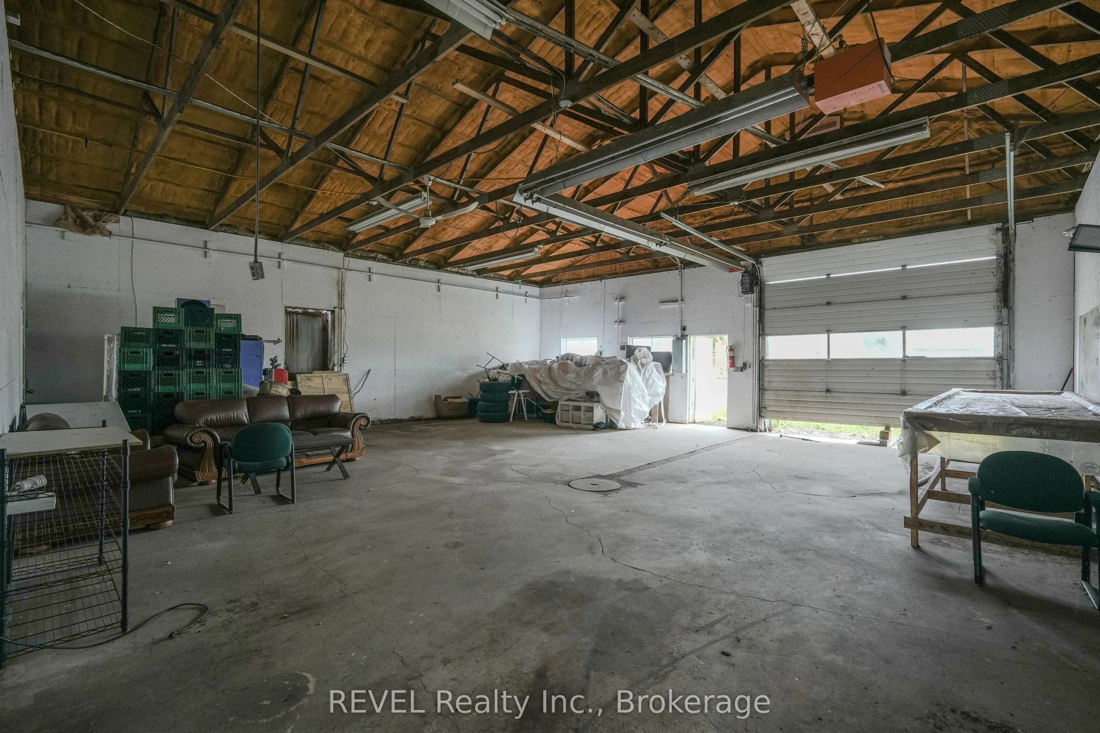 1269 1273 LARKIN Road E