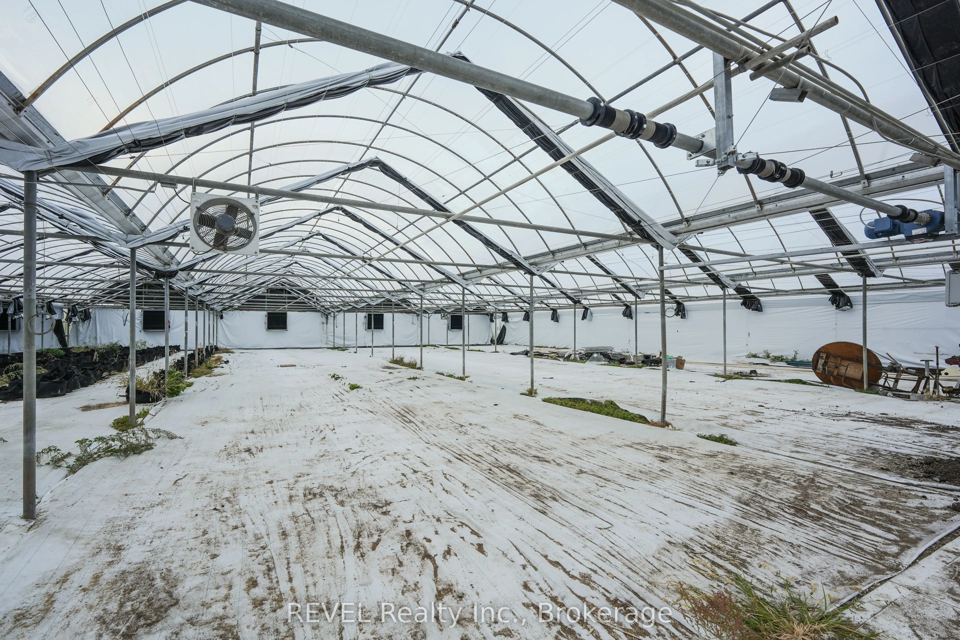 1269 1273 LARKIN Road E