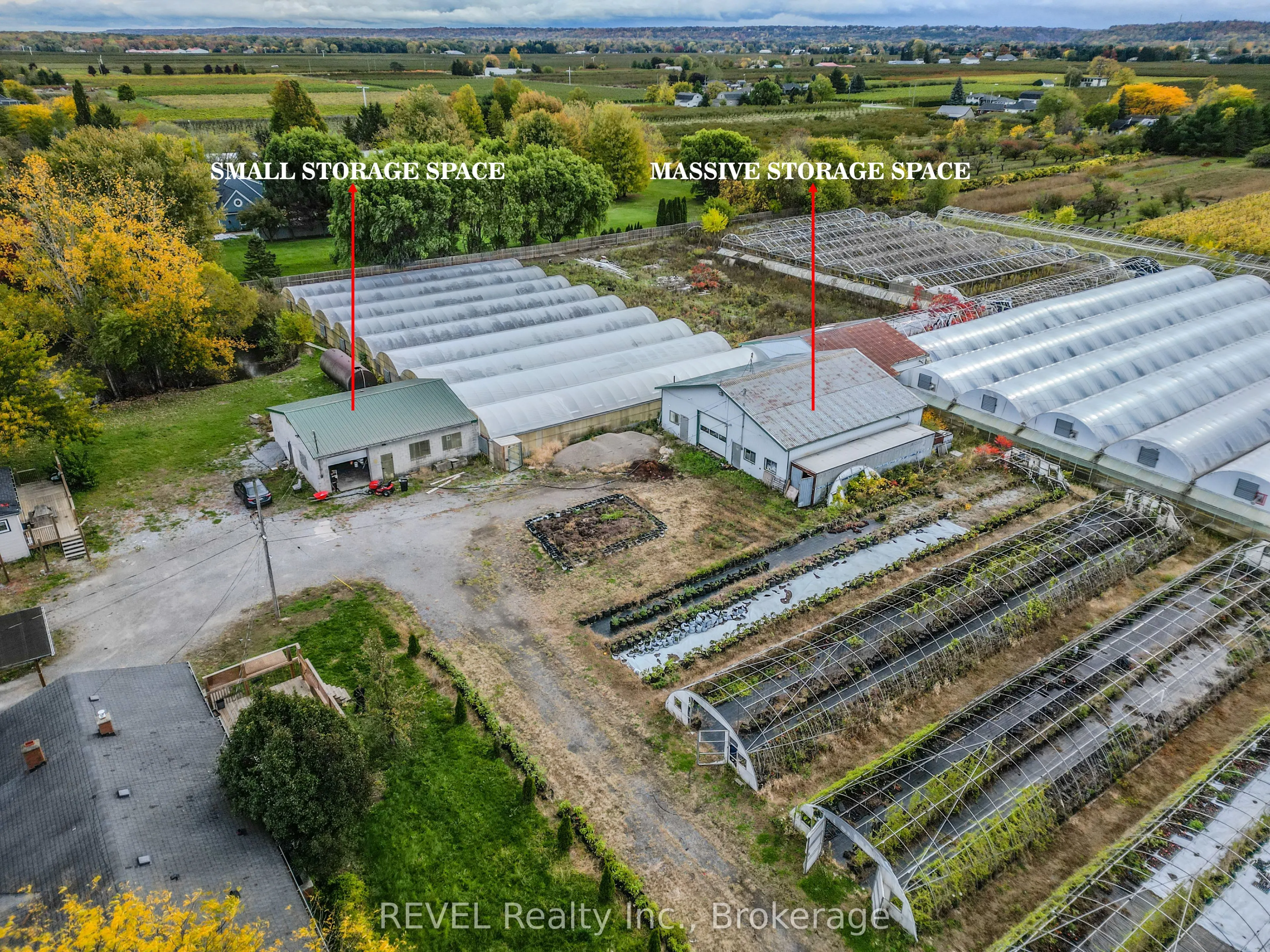 1269 1273 LARKIN Road E