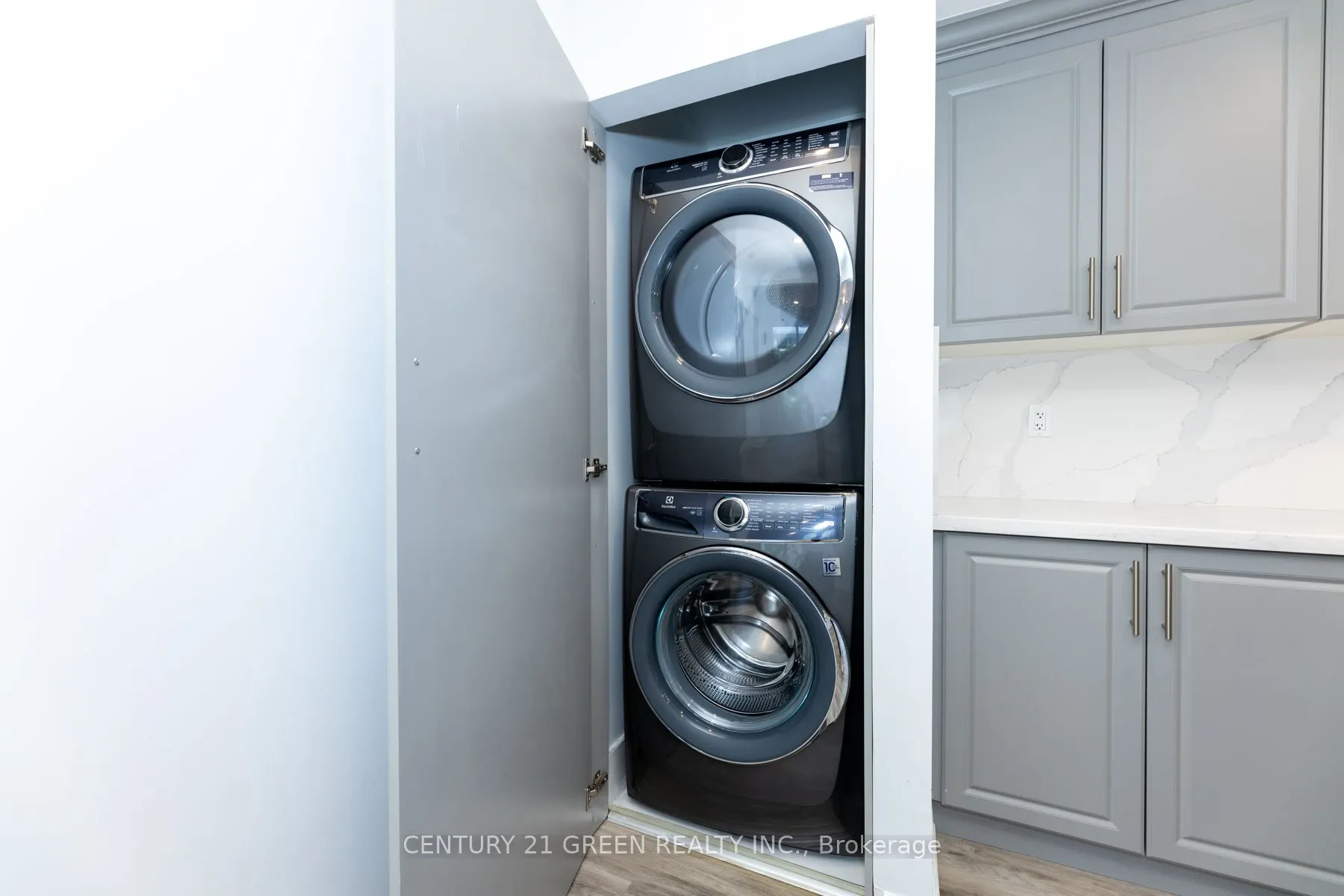 159 Bow Valley Drive