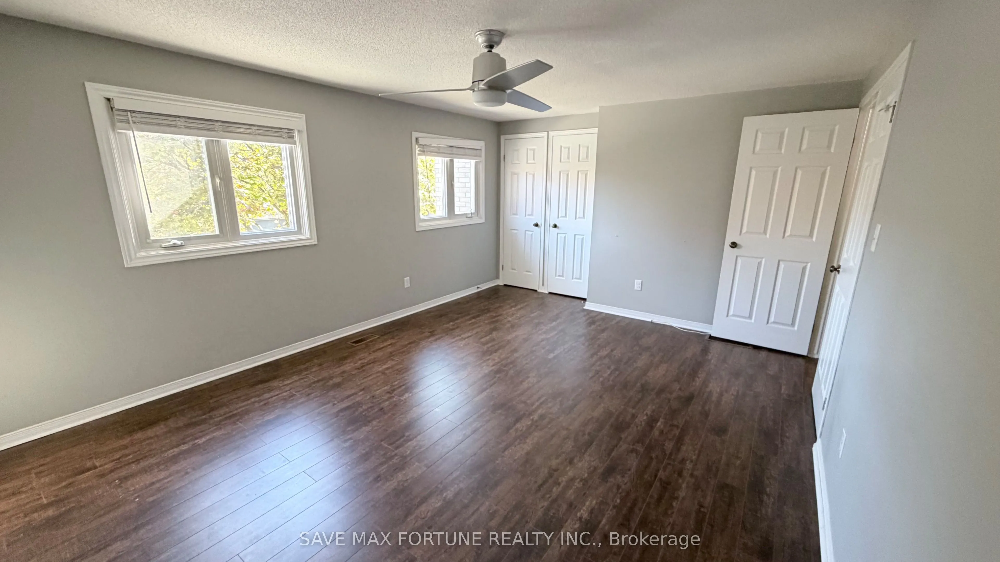 1 Royalwood Court, #27