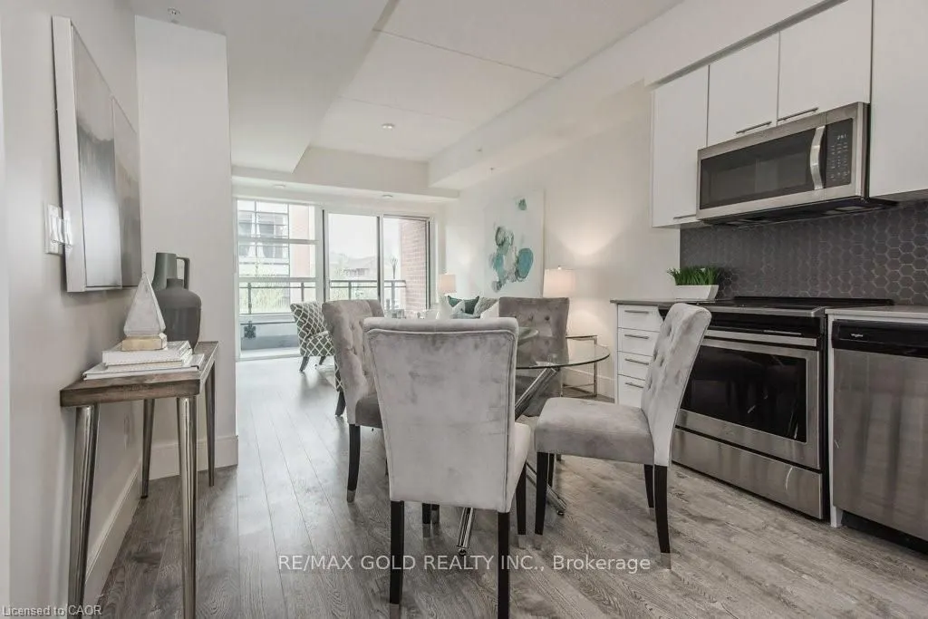 15 Prince Albert Boulevard, #218