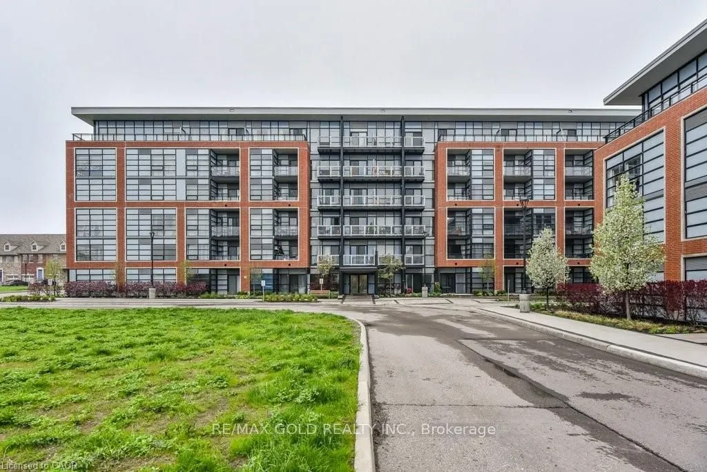 15 Prince Albert Boulevard, #218