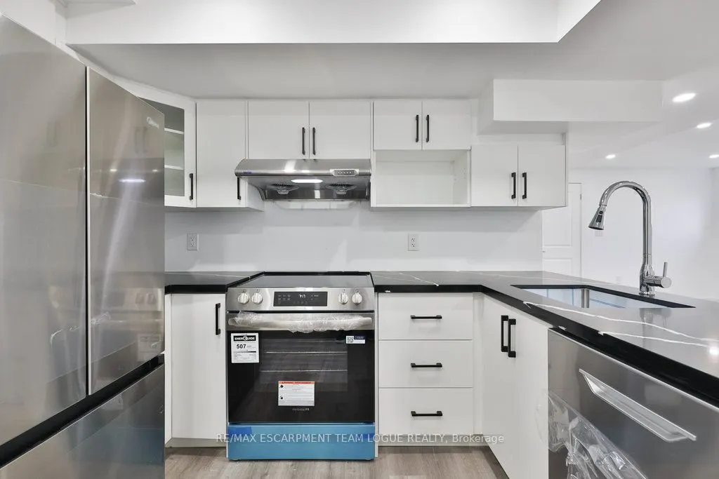 91 Midland Place, #Lower