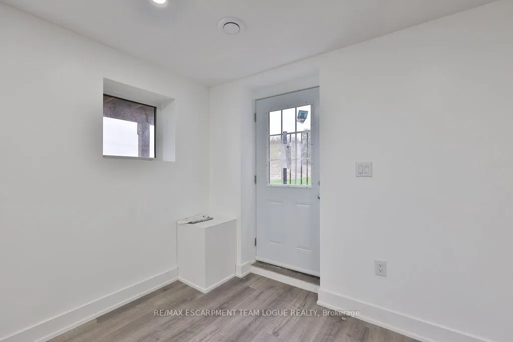 91 Midland Place, #Lower