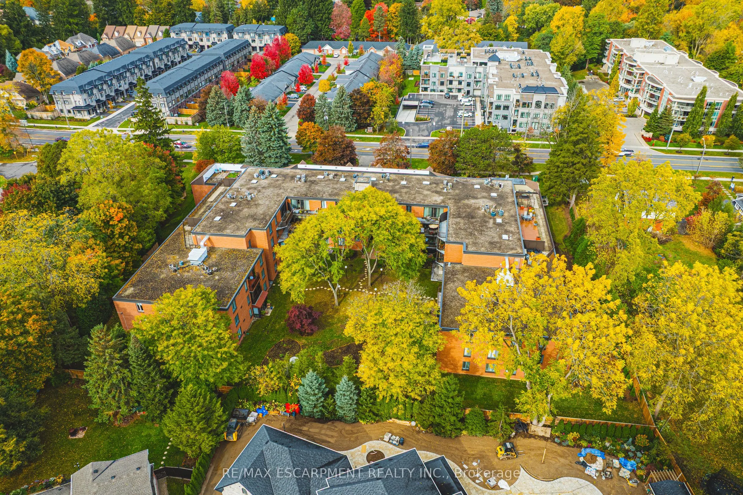 150 WILSON Street W, #215