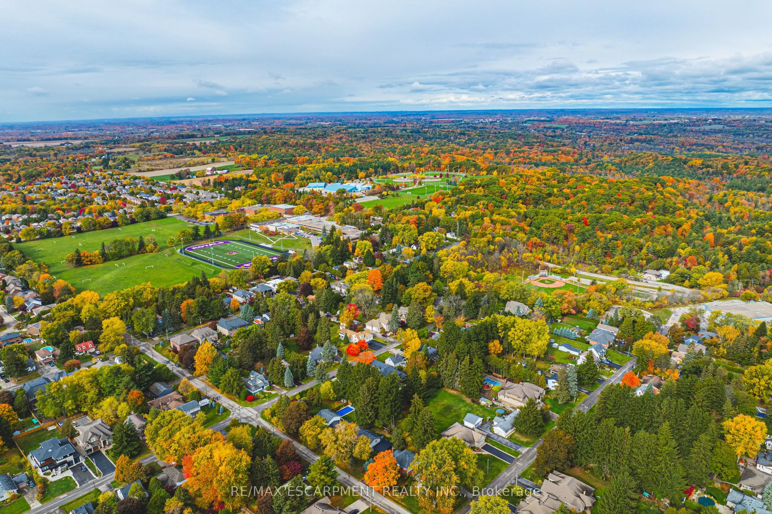 150 WILSON Street W, #215