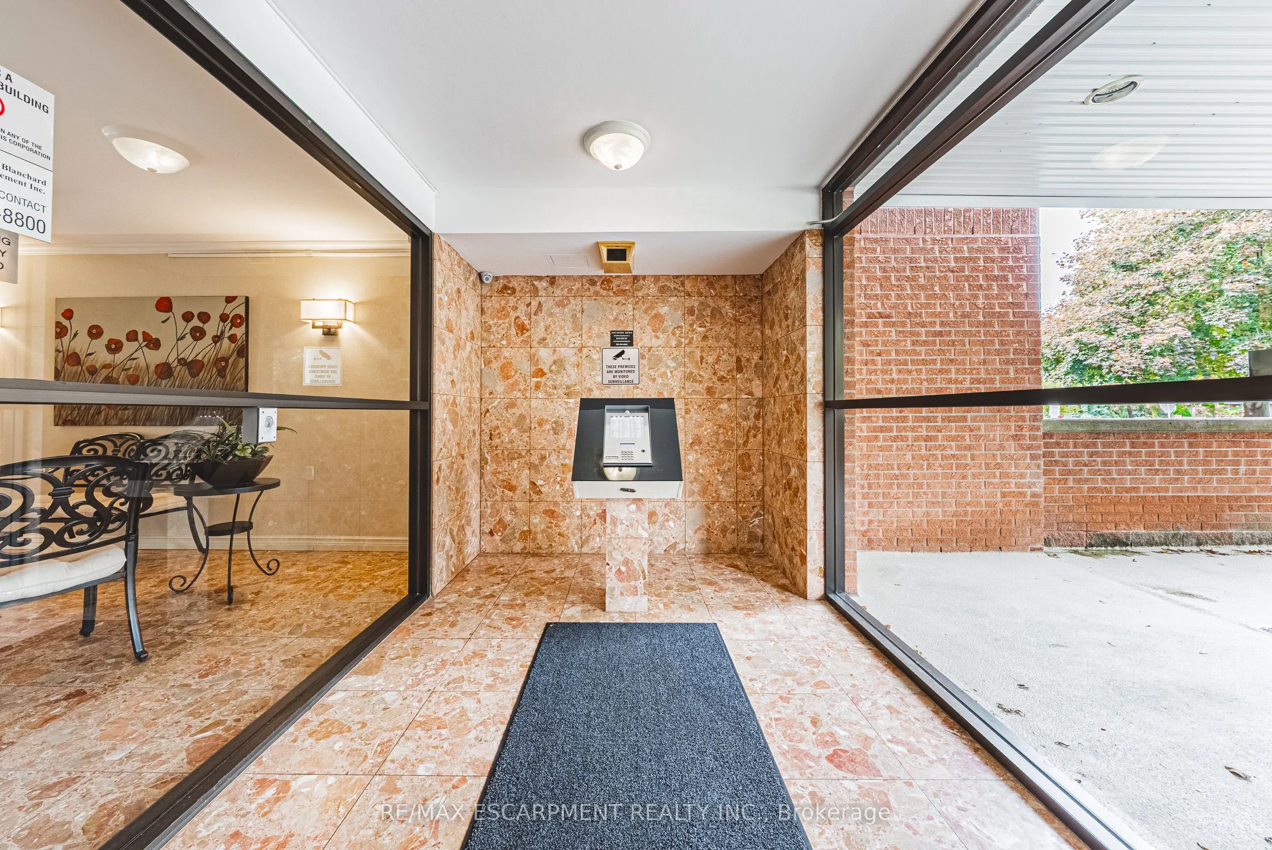 150 WILSON Street W, #215