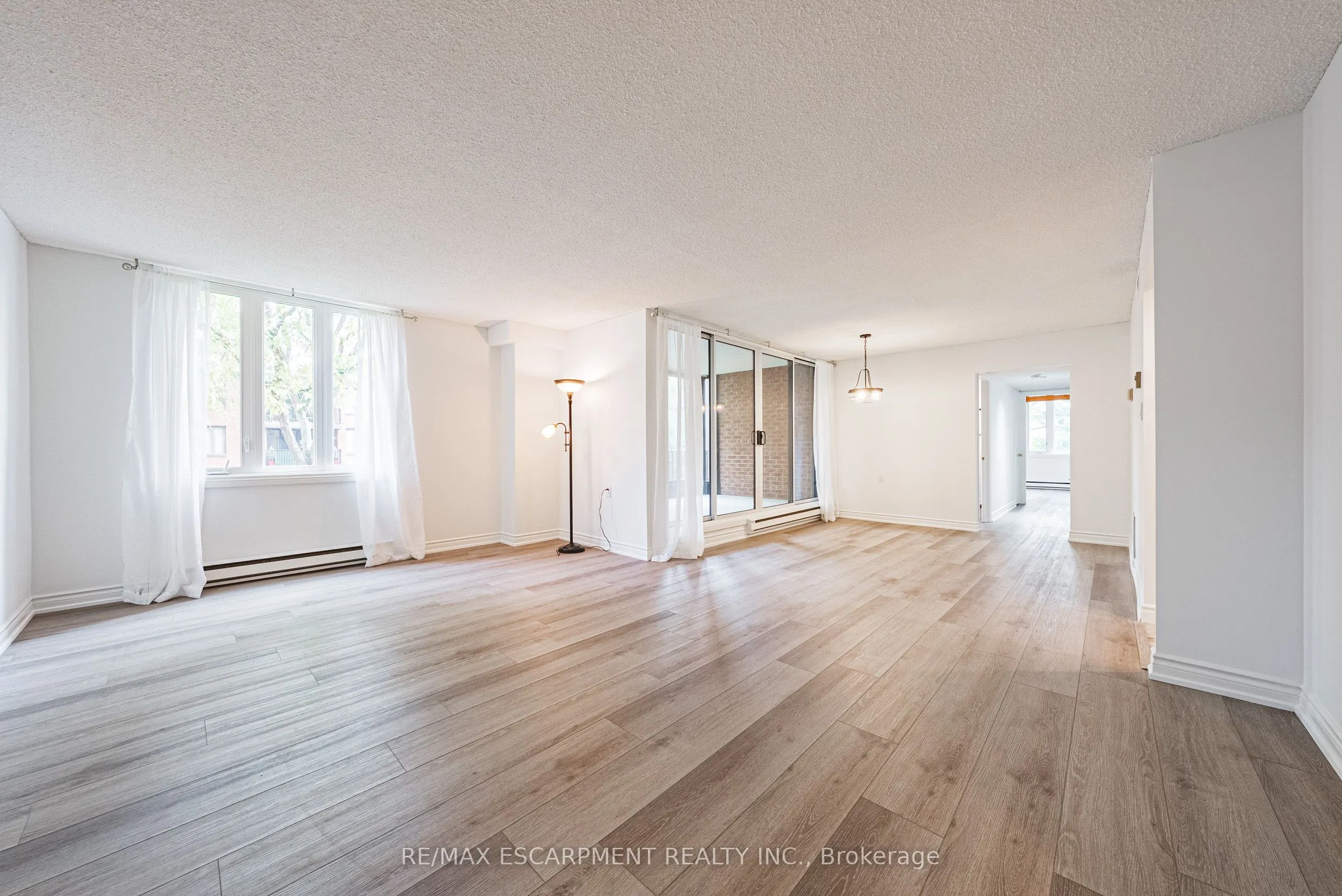 150 WILSON Street W, #215