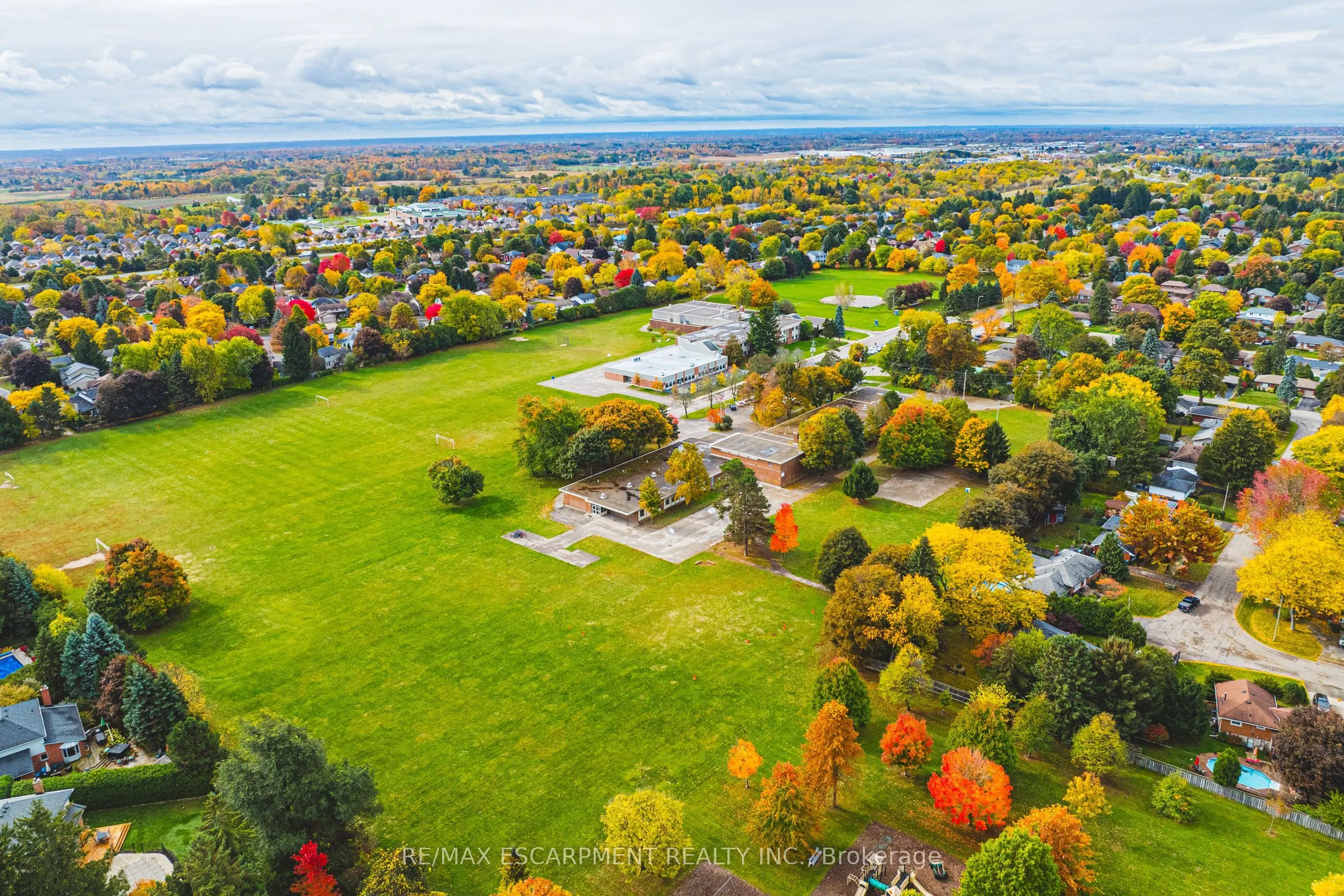 150 WILSON Street W, #215