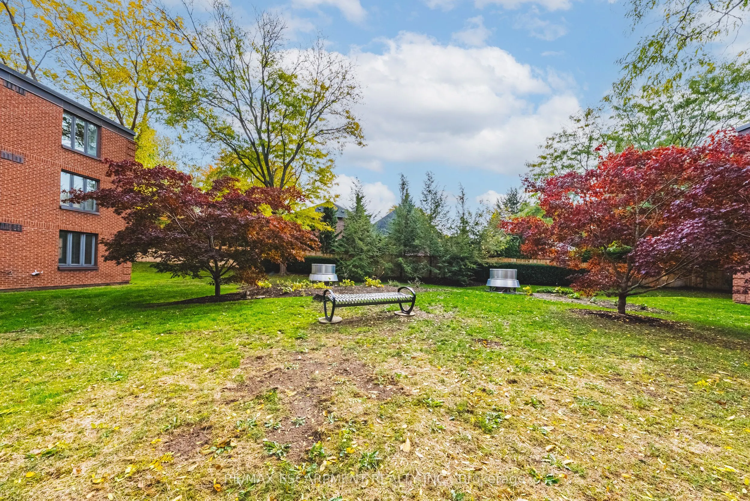 150 WILSON Street W, #215