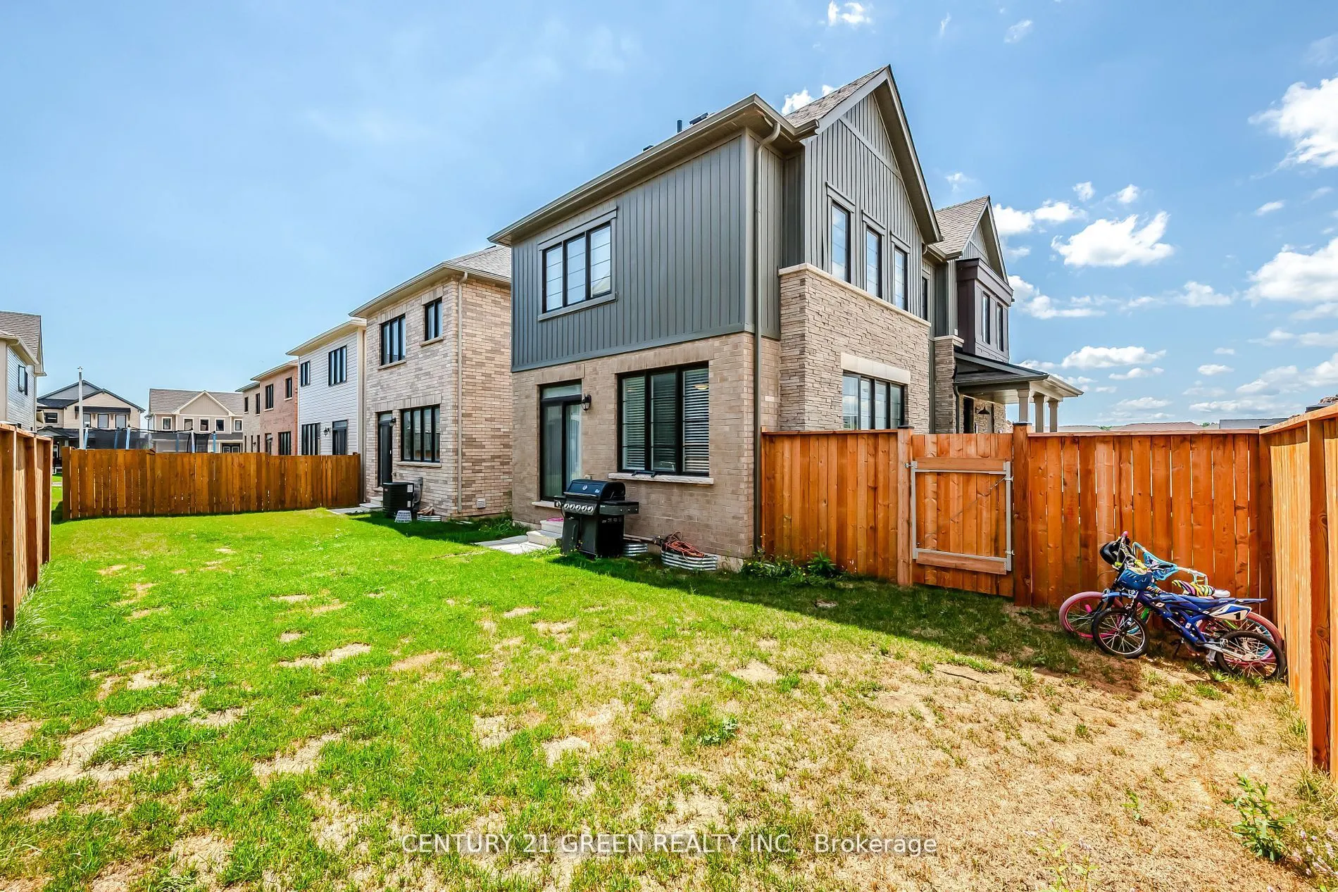 414 Eastbridge Avenue