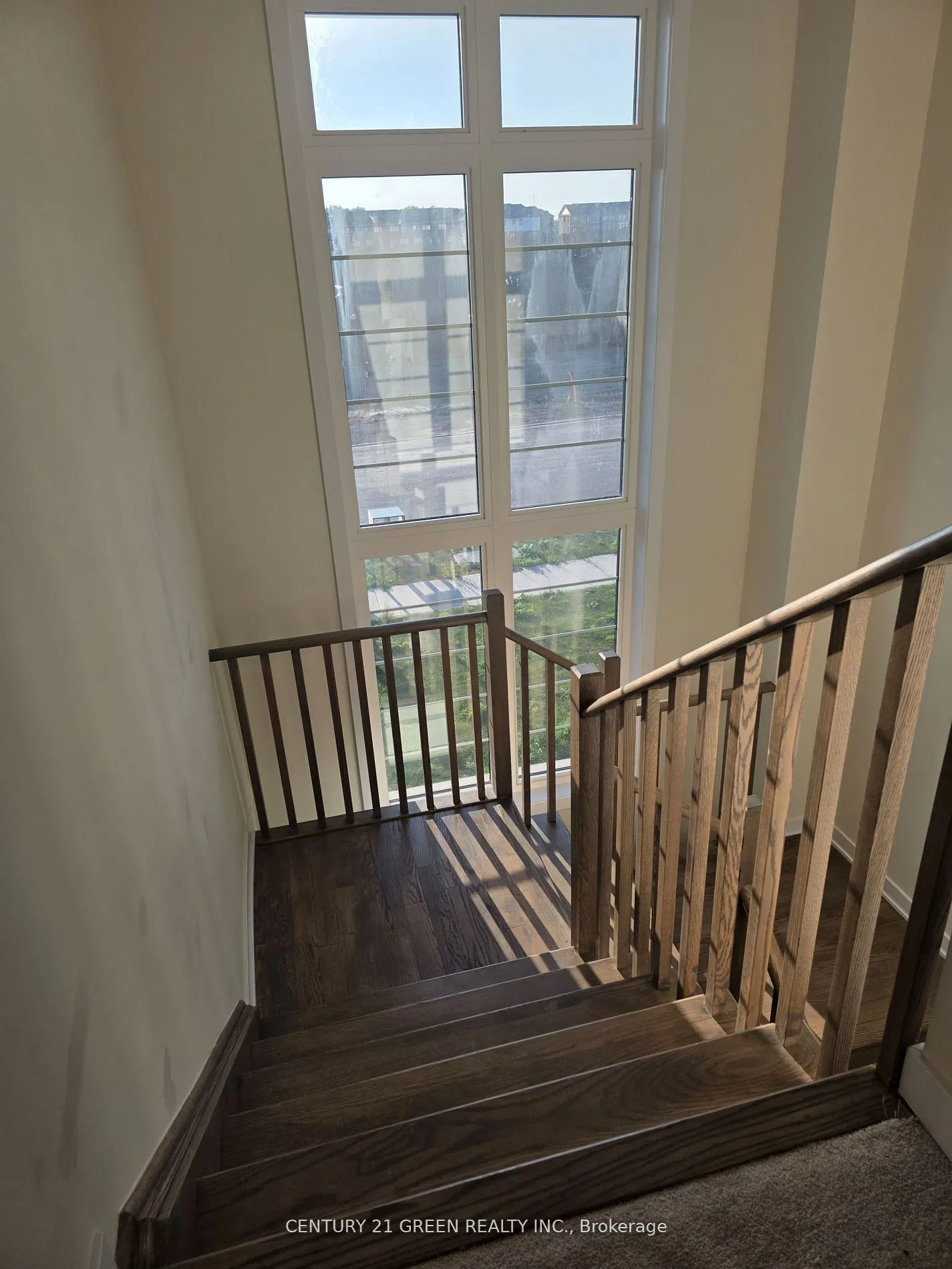 414 Eastbridge Avenue