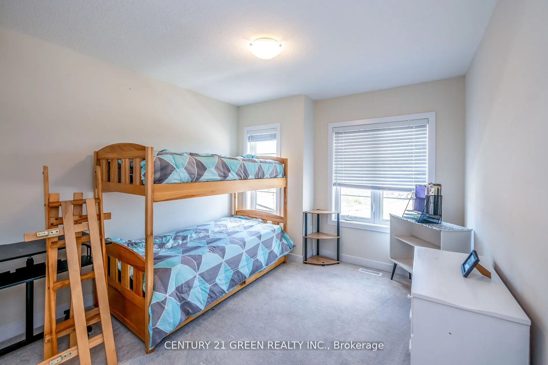 414 Eastbridge Avenue