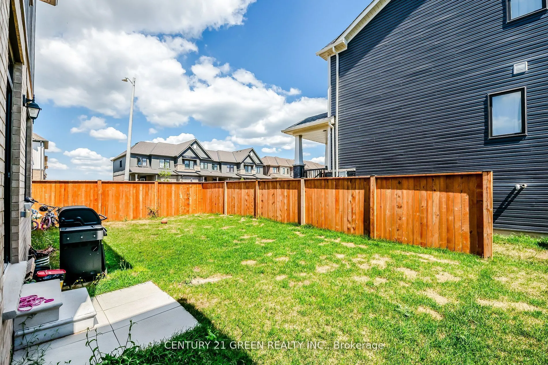 414 Eastbridge Avenue