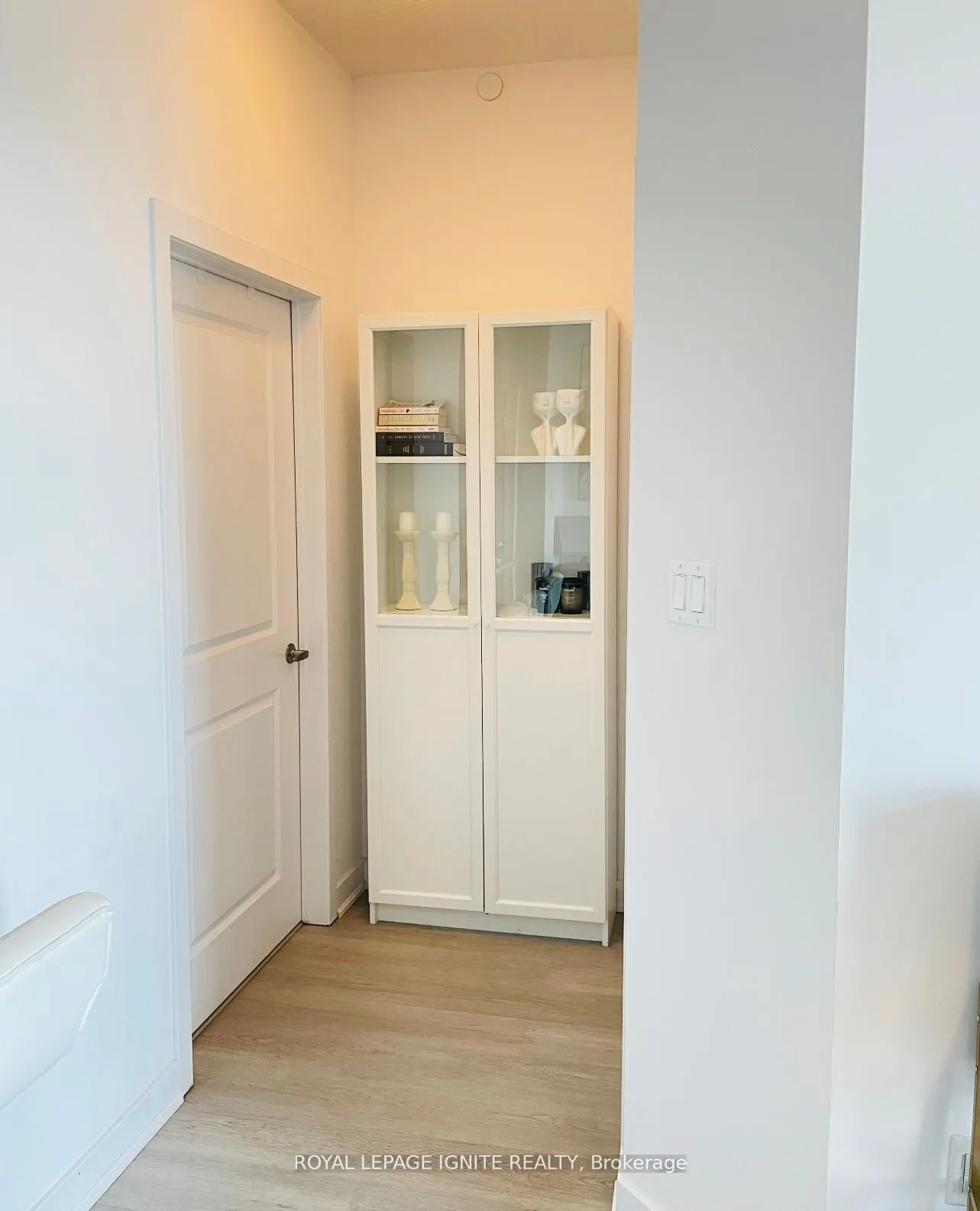 101 shoreview Place, #614